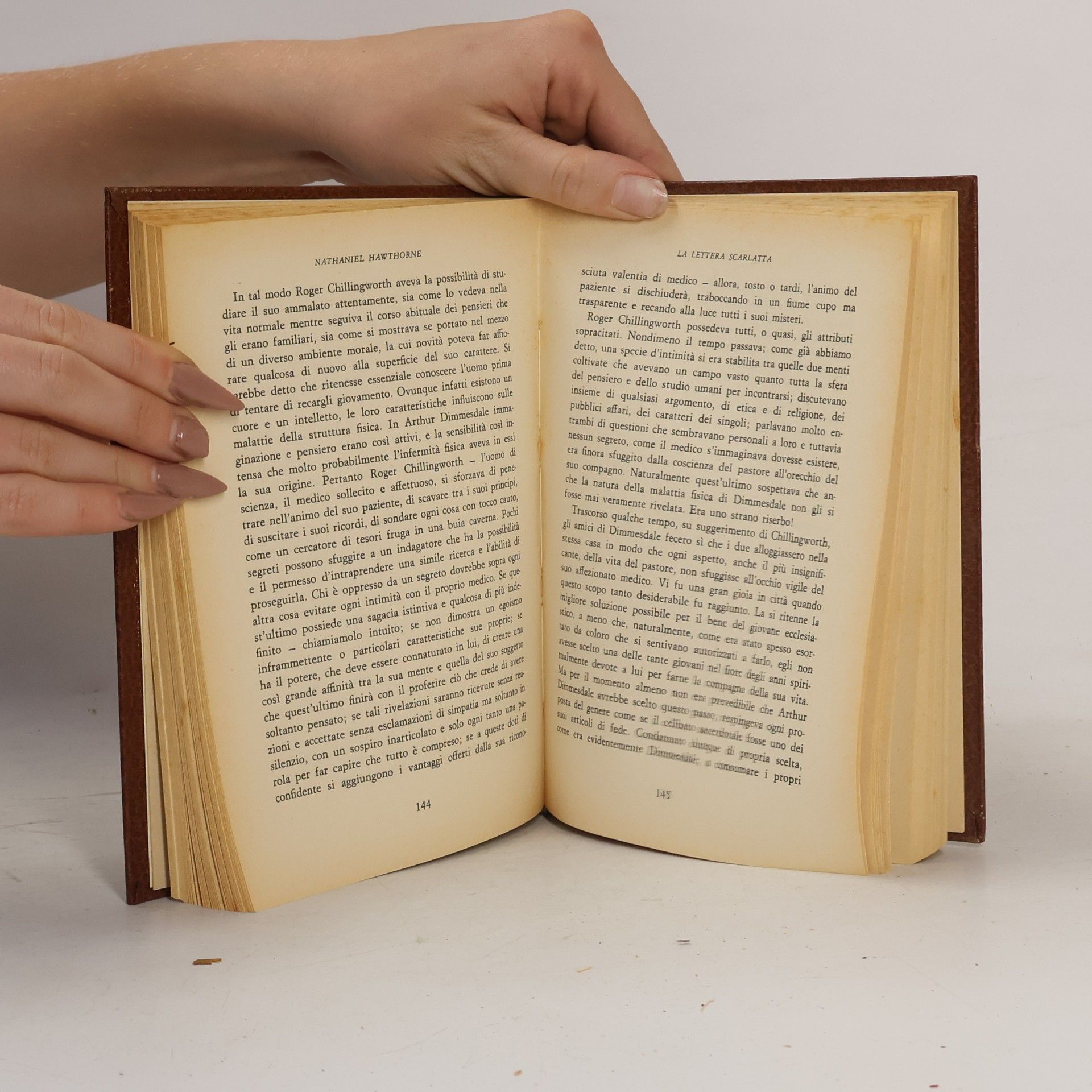 Nathaniel Hawthorne La lettera scarlatta