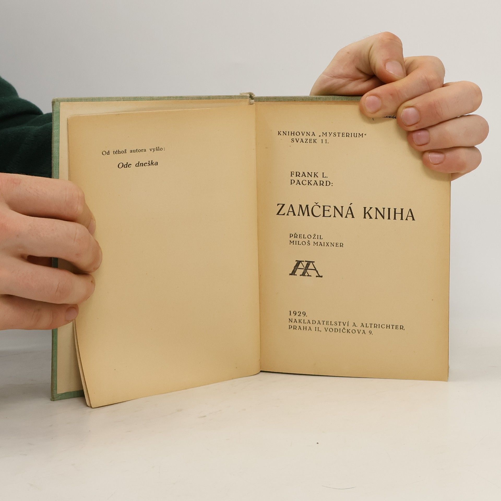Frank L. Packard Zamčená kniha