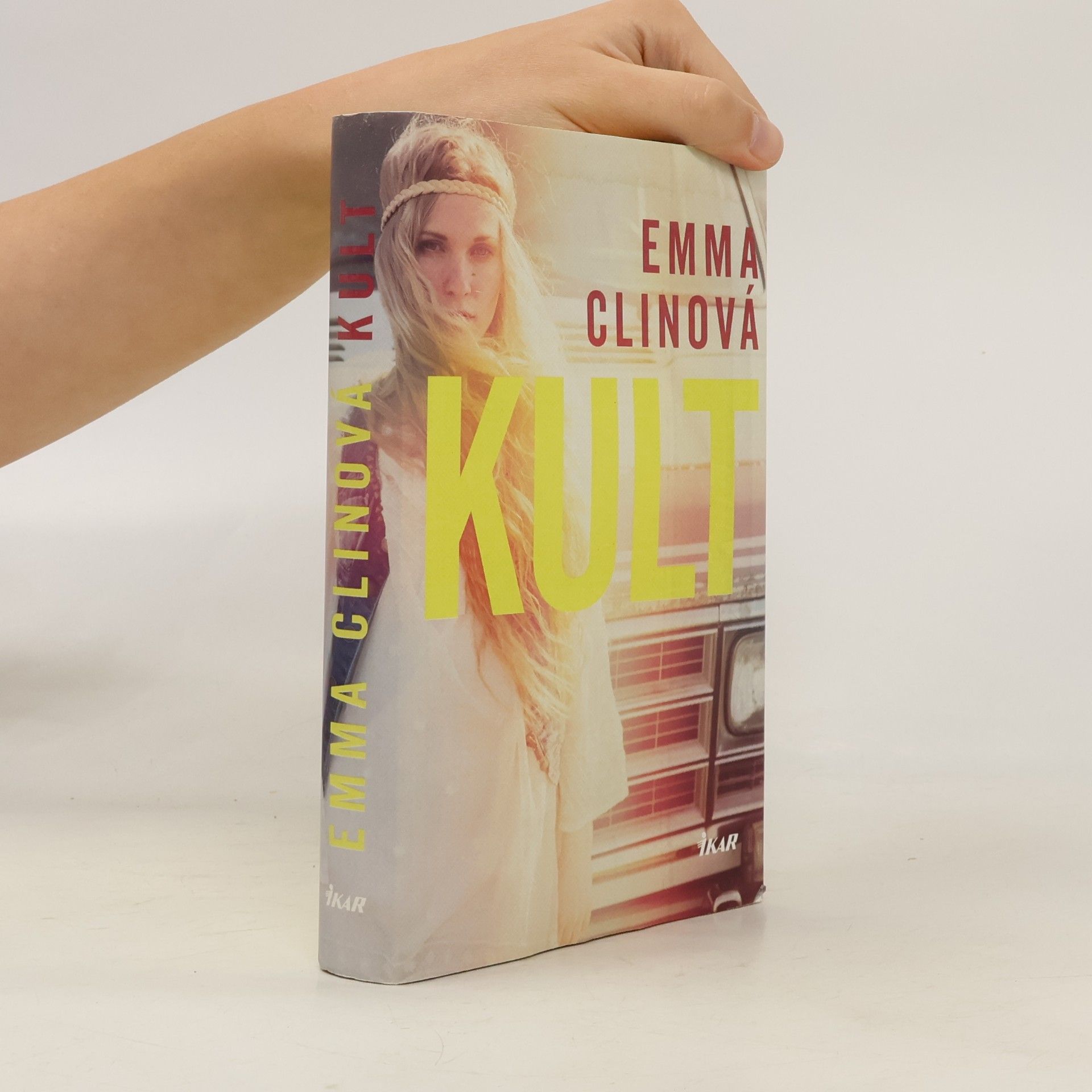 Emma Cline Kult