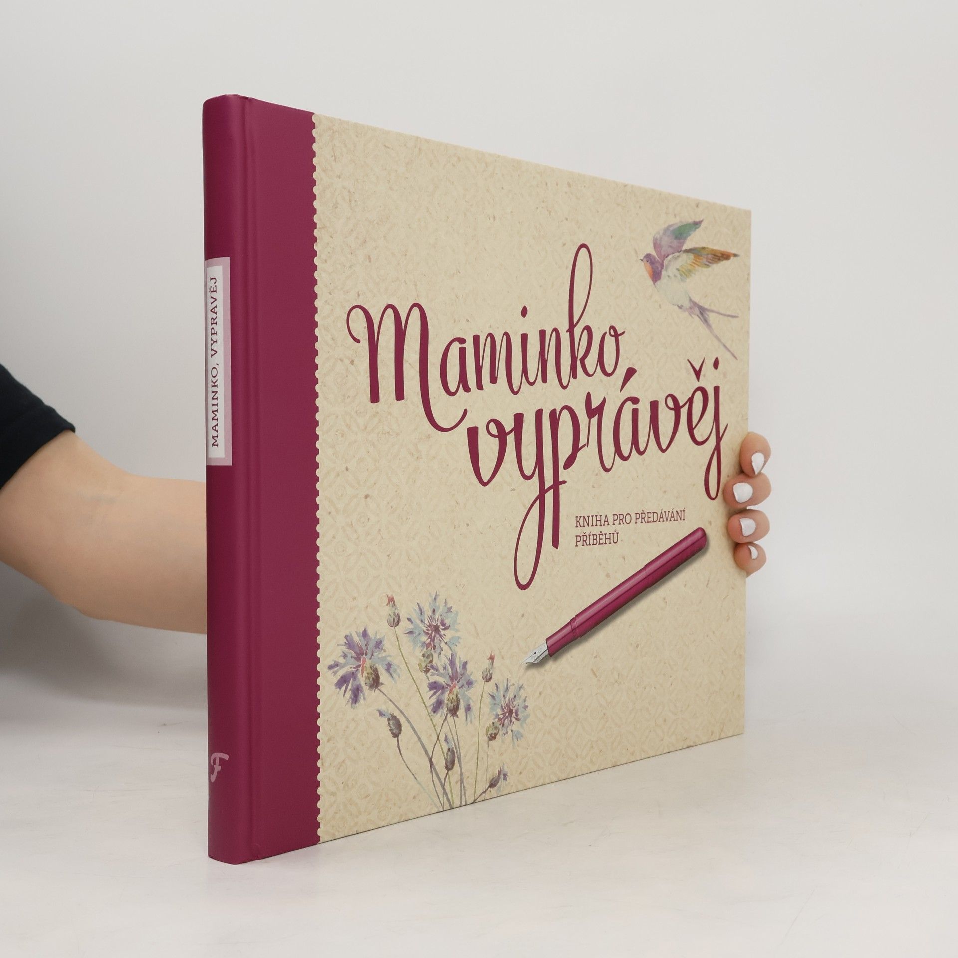 Maminko, vyprávěj - kniha pro předávání příběhů