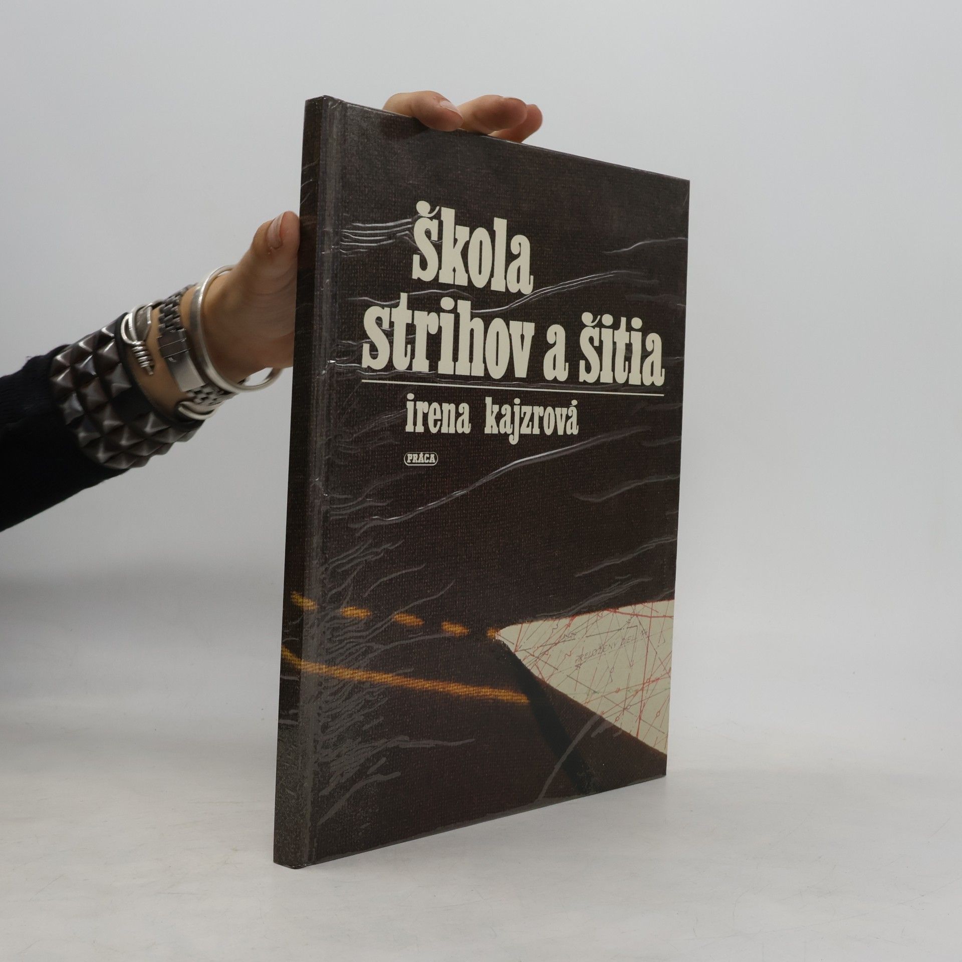 Irena Kajzrová Škola strihov a šitia