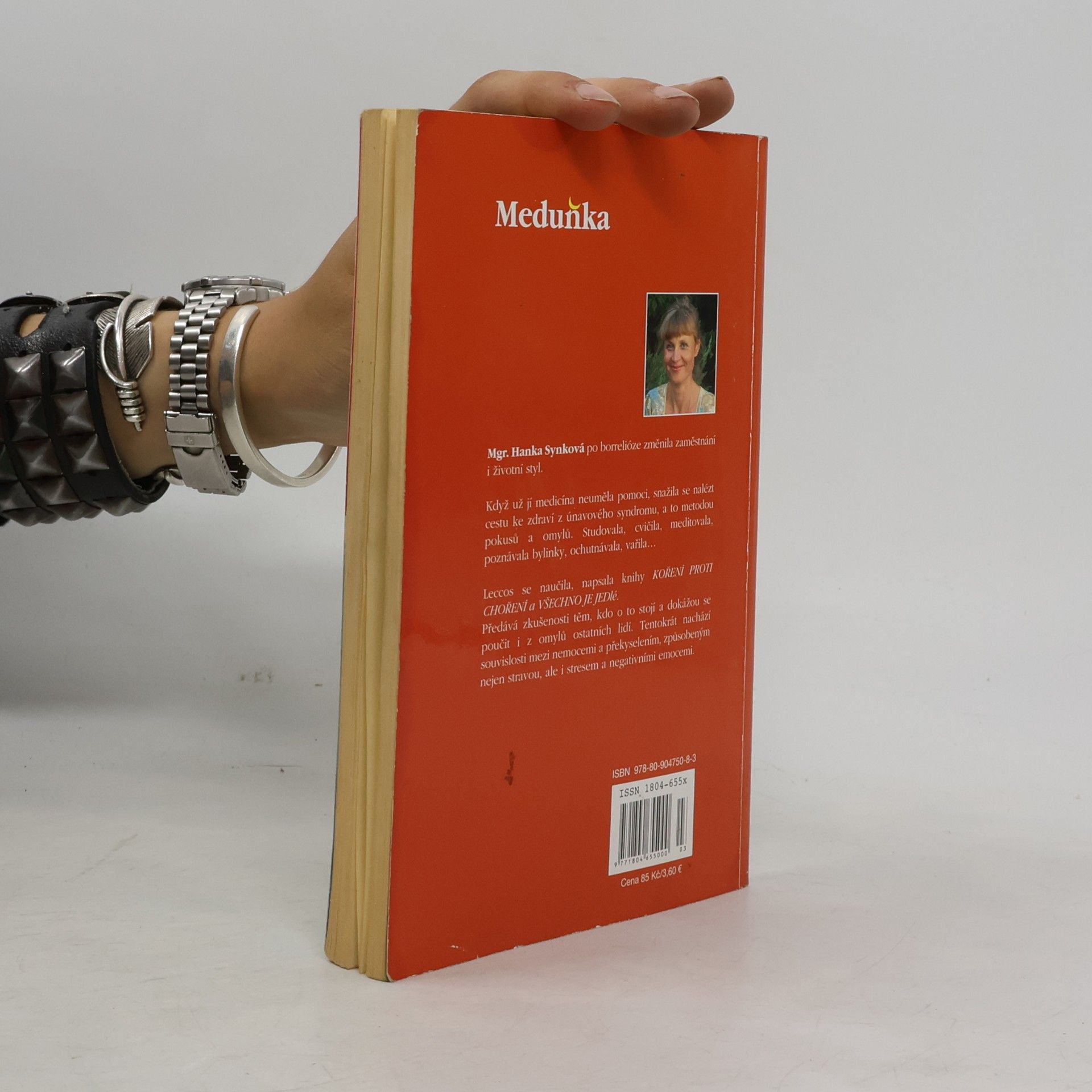 Hana Synková Knihovnička Meduňky : nebuďme kyselí, buďme zdraví (svazek 15/12)