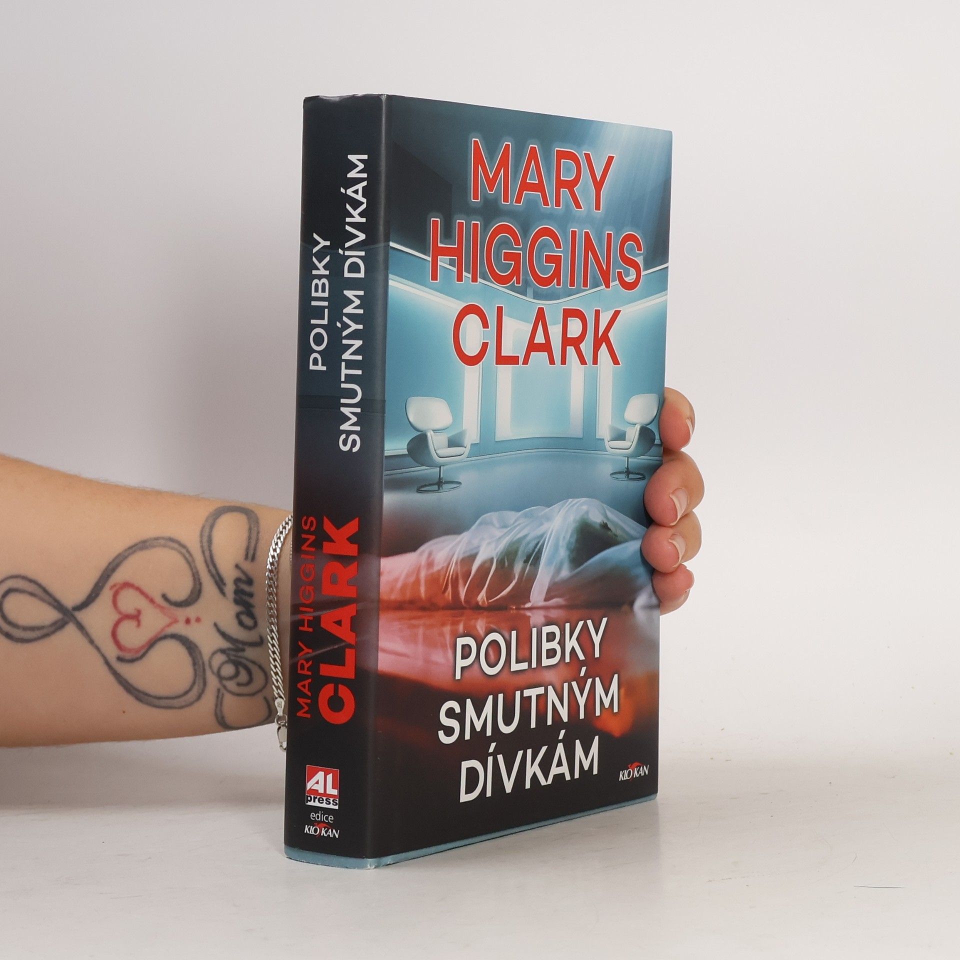 Mary Higgins Clark Polibky smutným dívkám