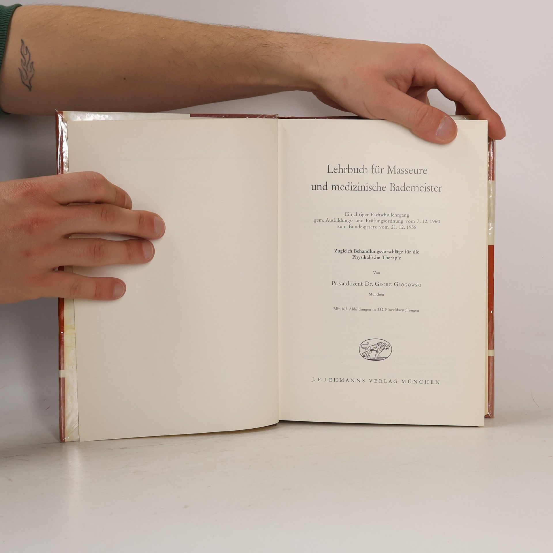 Georg Glogowski Lehrbuch für Masseure und medizinische Bademeister