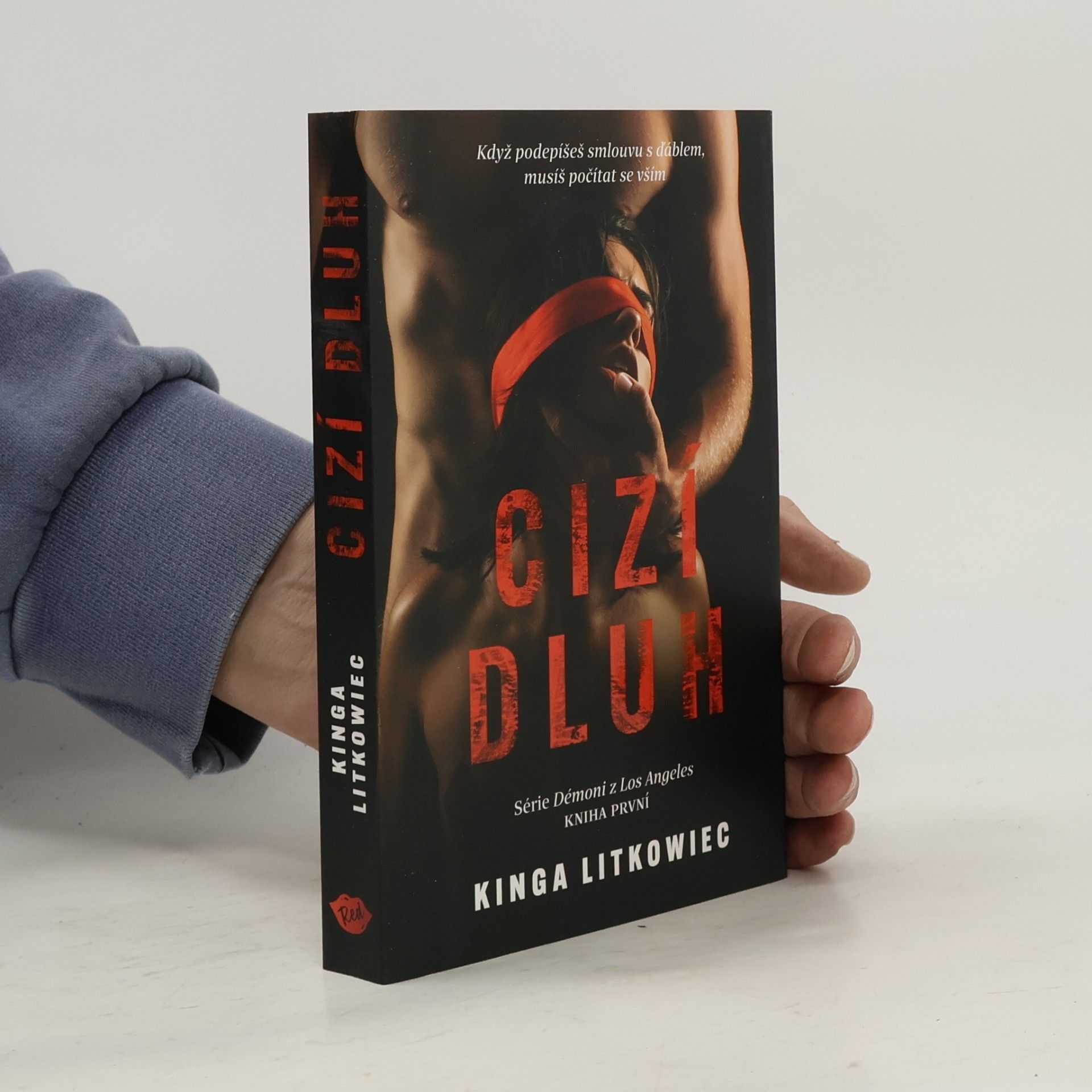 Kinga Litkowiec Cizí dluh