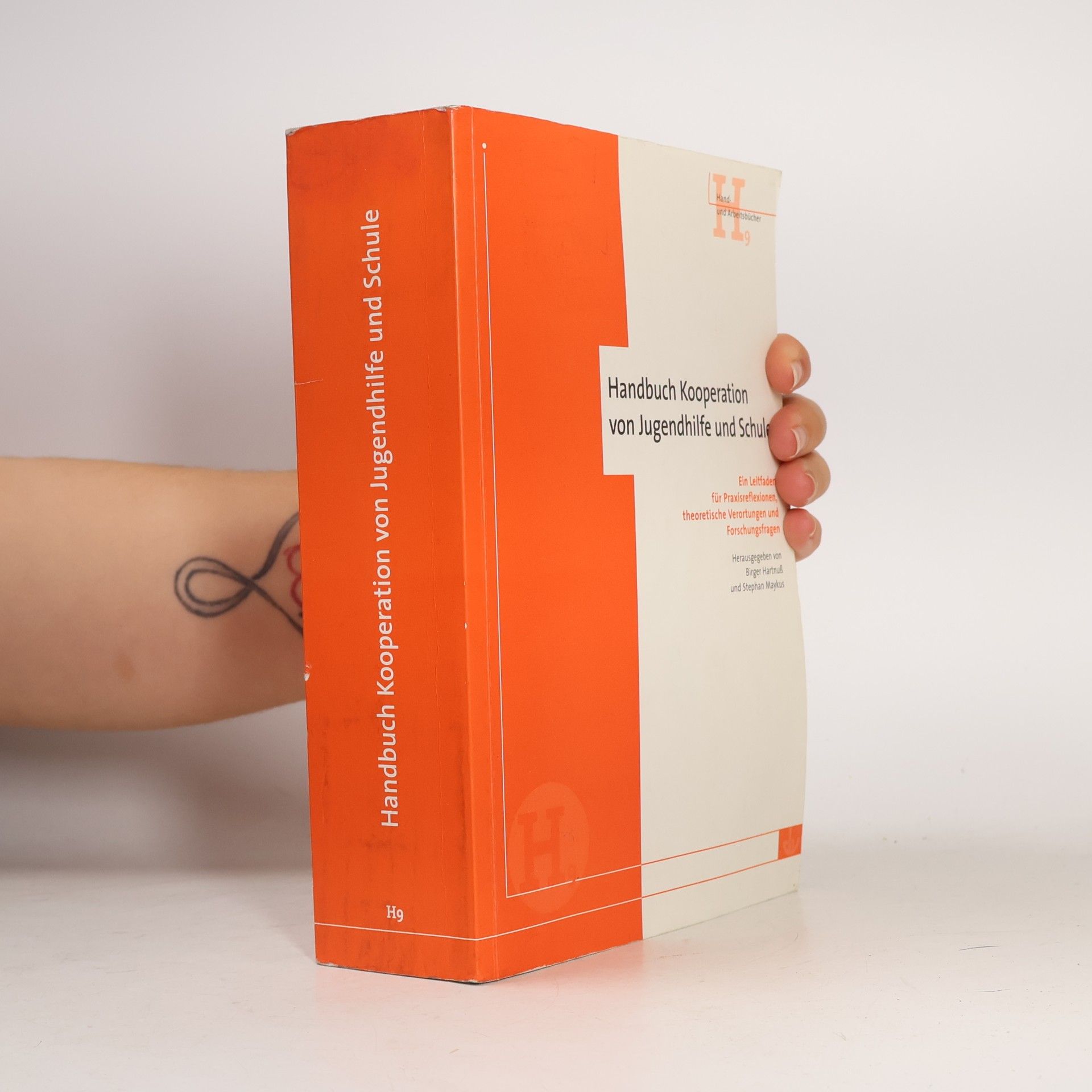 Handbuch Kooperation von Jugendhilfe und Schule