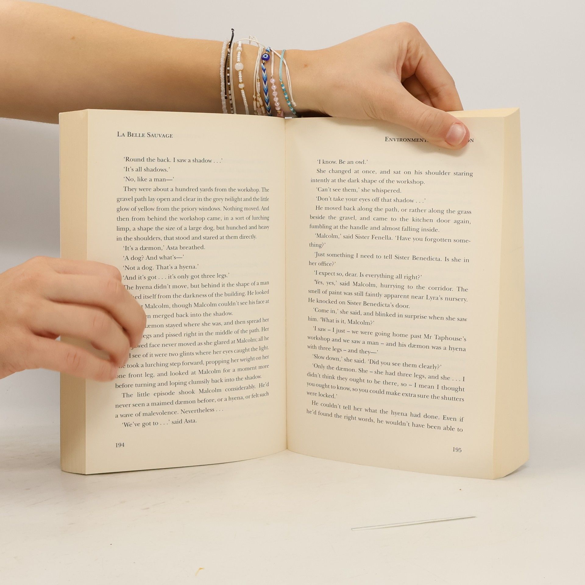 Philip Pullman The book of dust. Volume one, La belle sauvage
