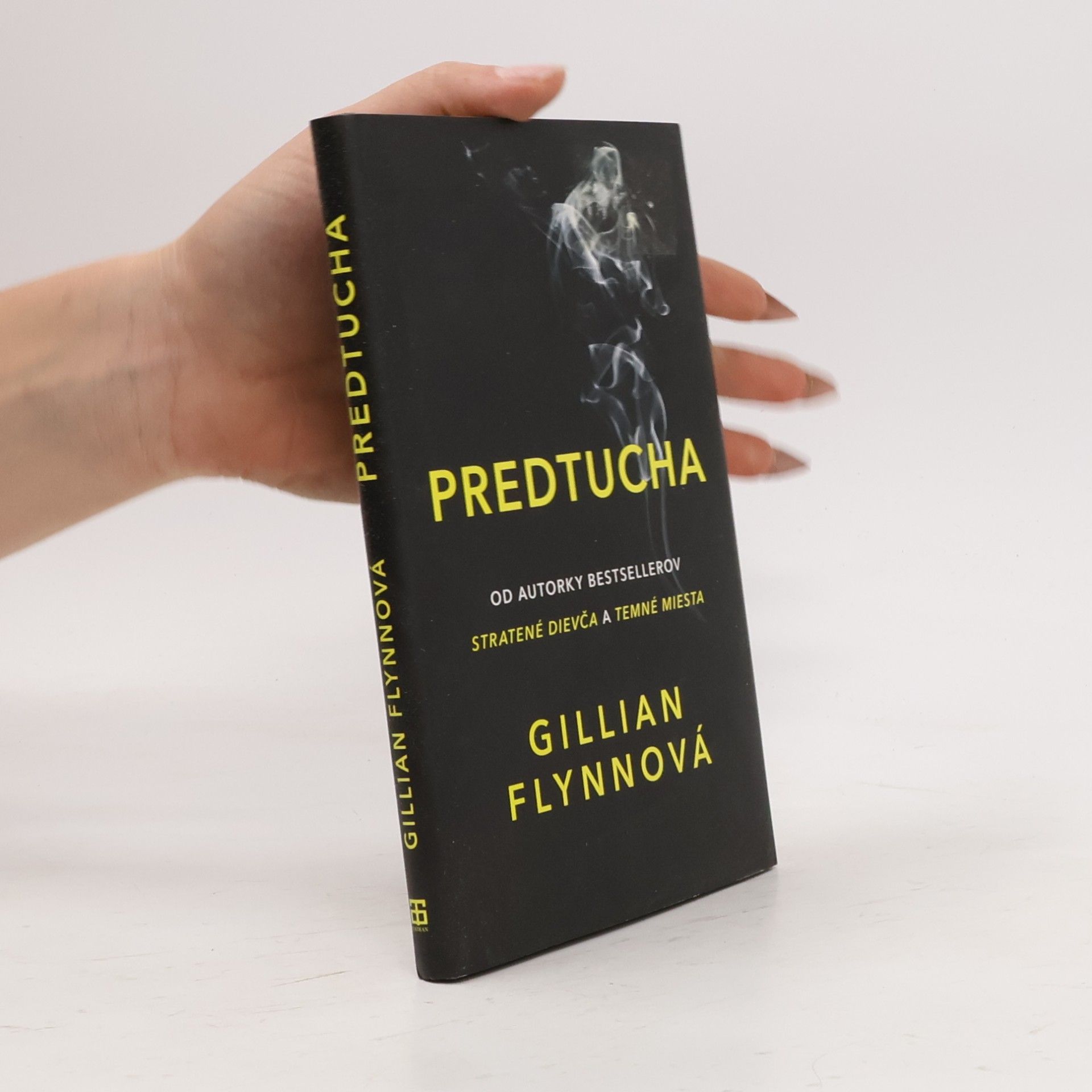 Gillian Flynn Predtucha
