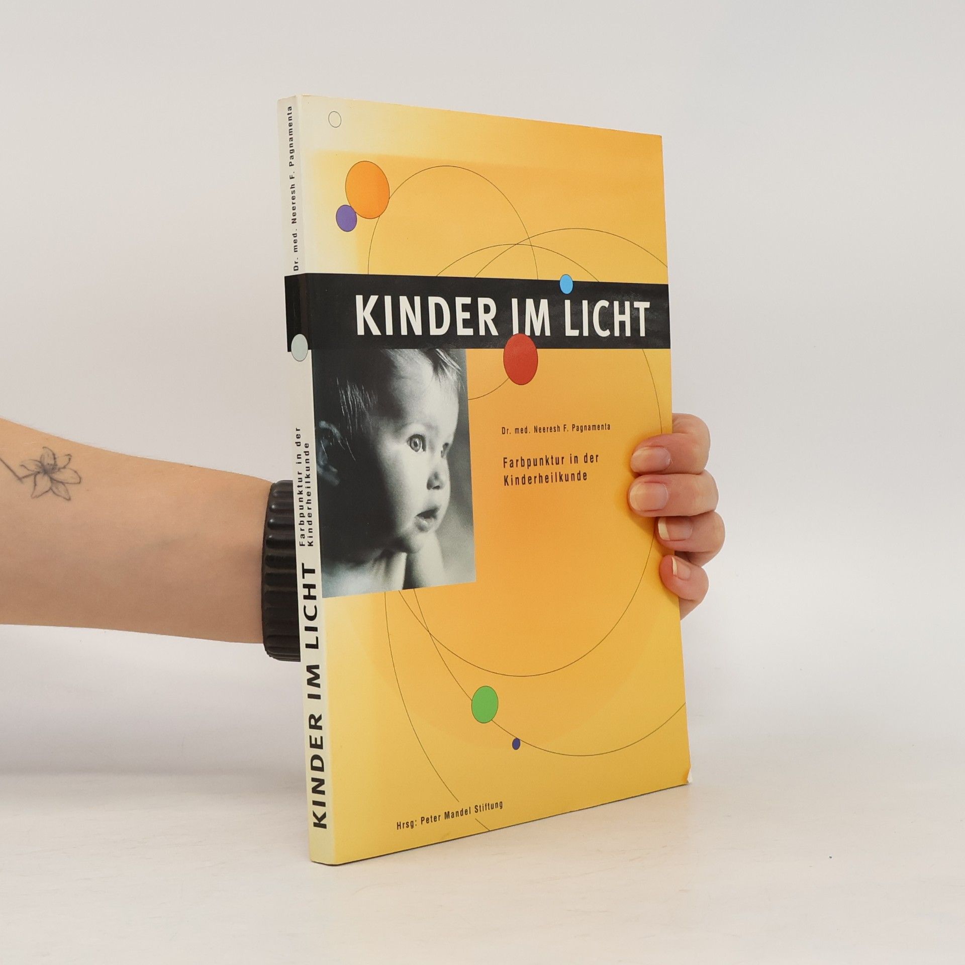 Neeresh F. Pagnamenta Kinder im Licht