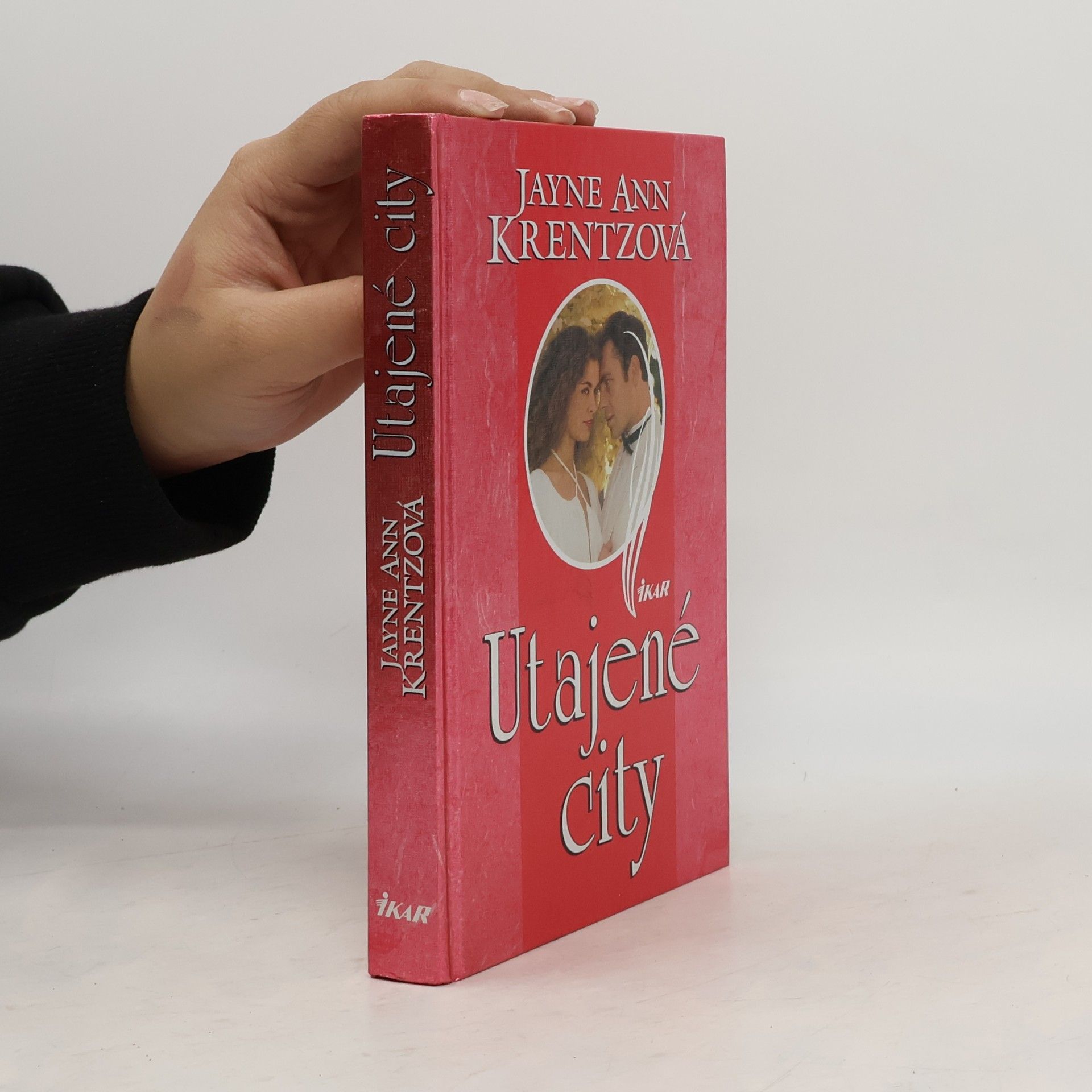 Jayne Ann Krentz Utajené city