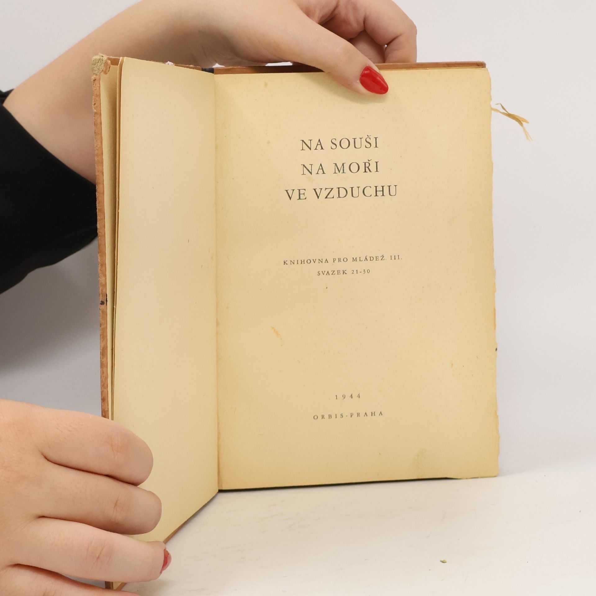 Kolektiv autorů Na souši, na moři, ve vzduchu