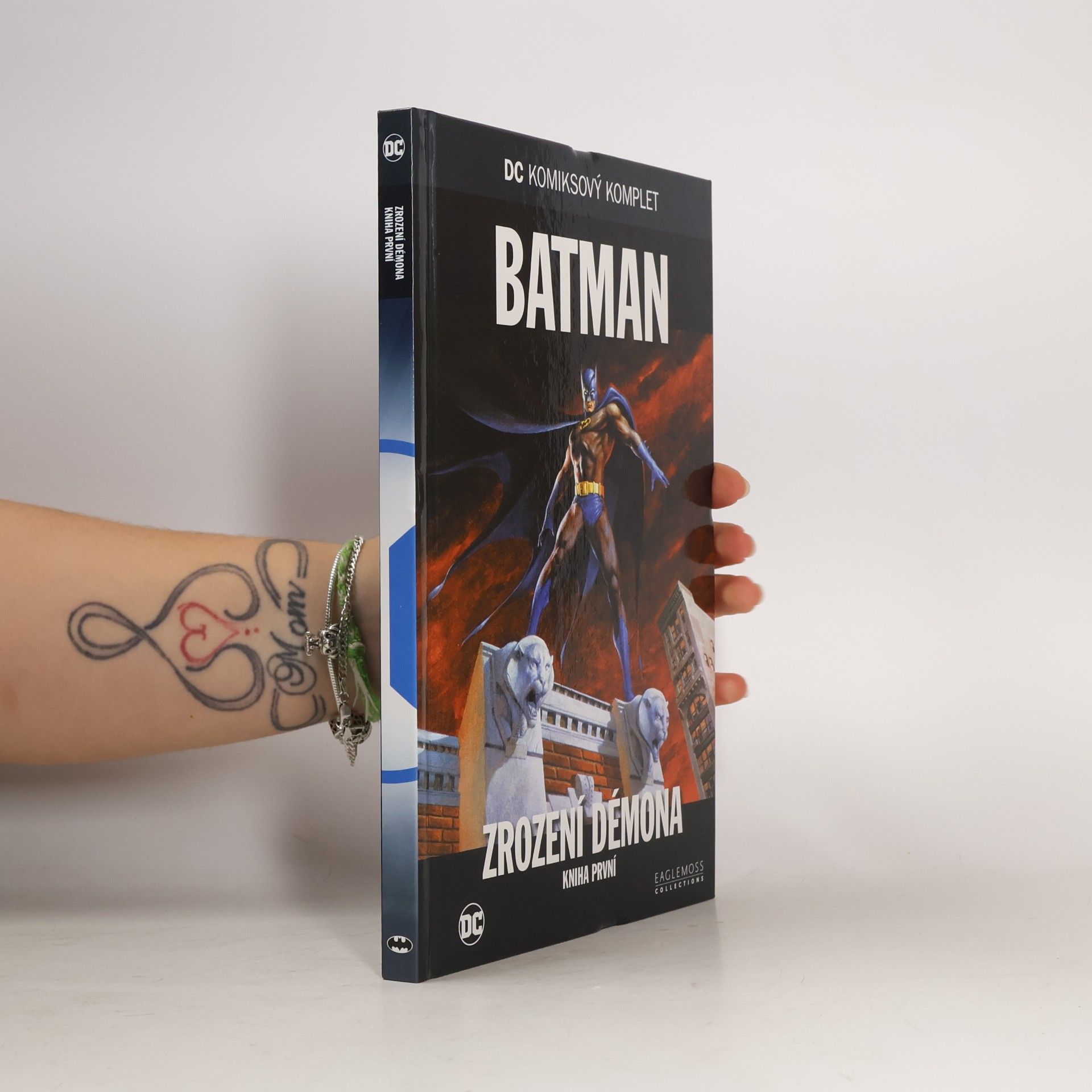 Mike W. Barr Batman. Zrození démona. Kniha první