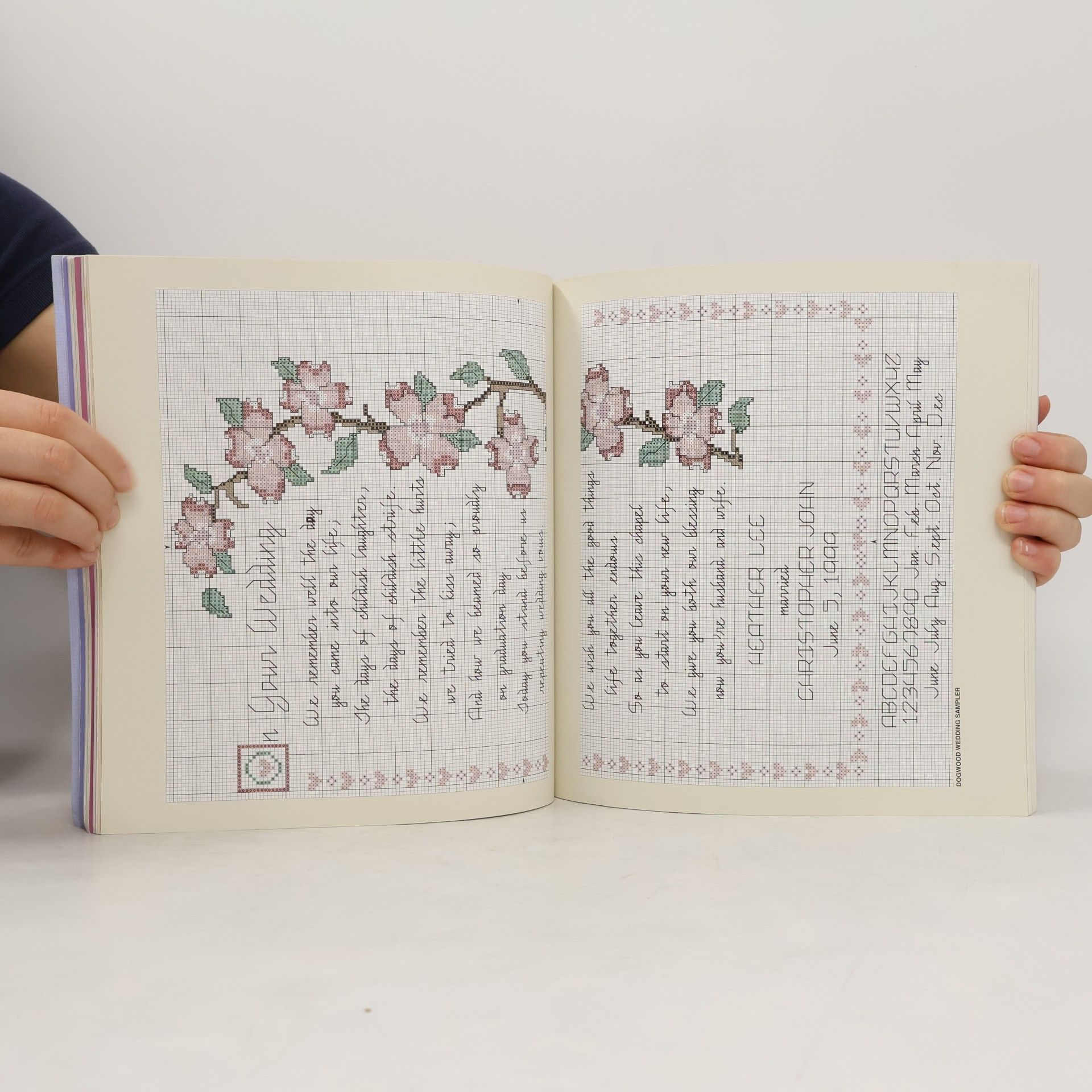Better Homes & Gardens Better Homes and Gardens: Stitching Pretty