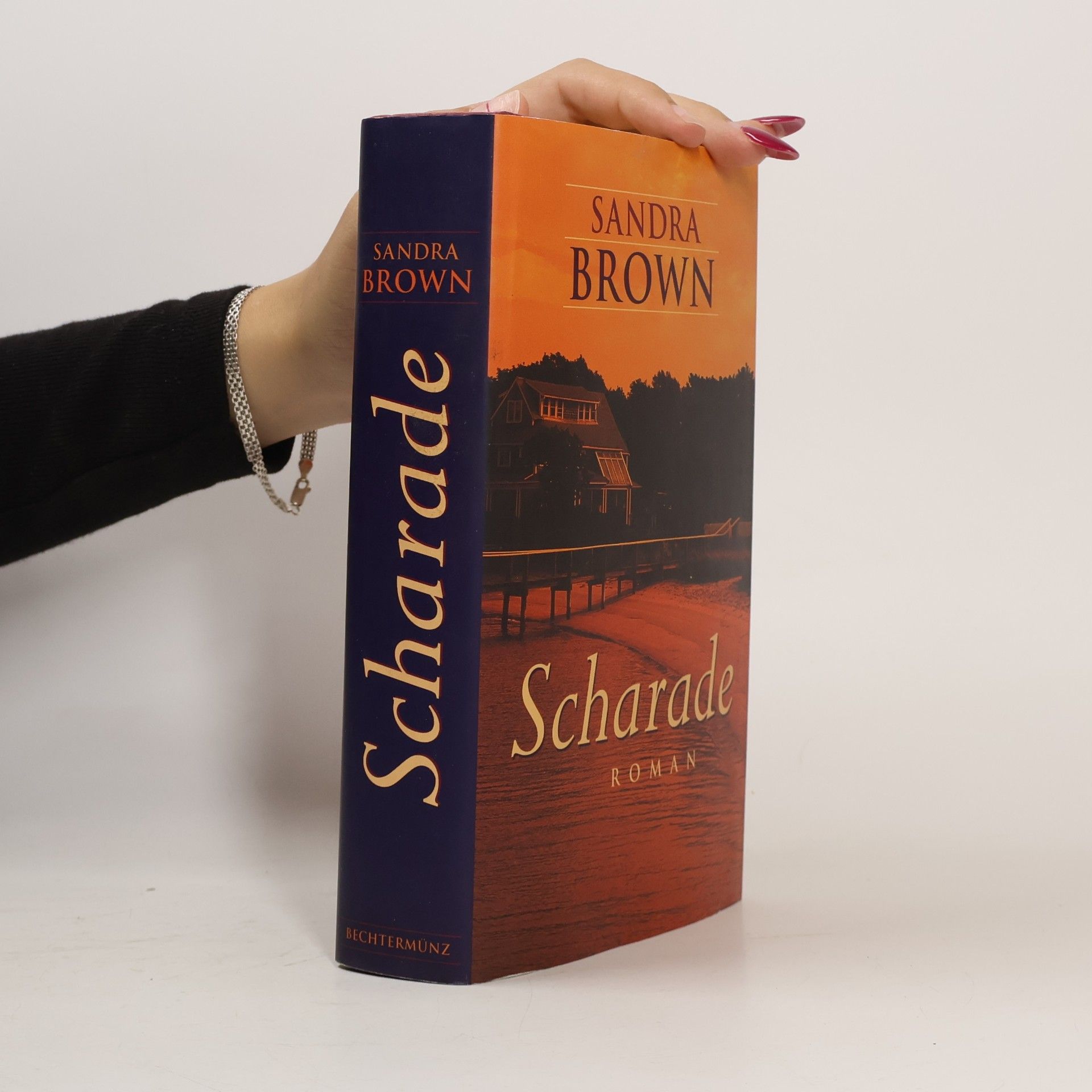 Sandra Brown Scharade