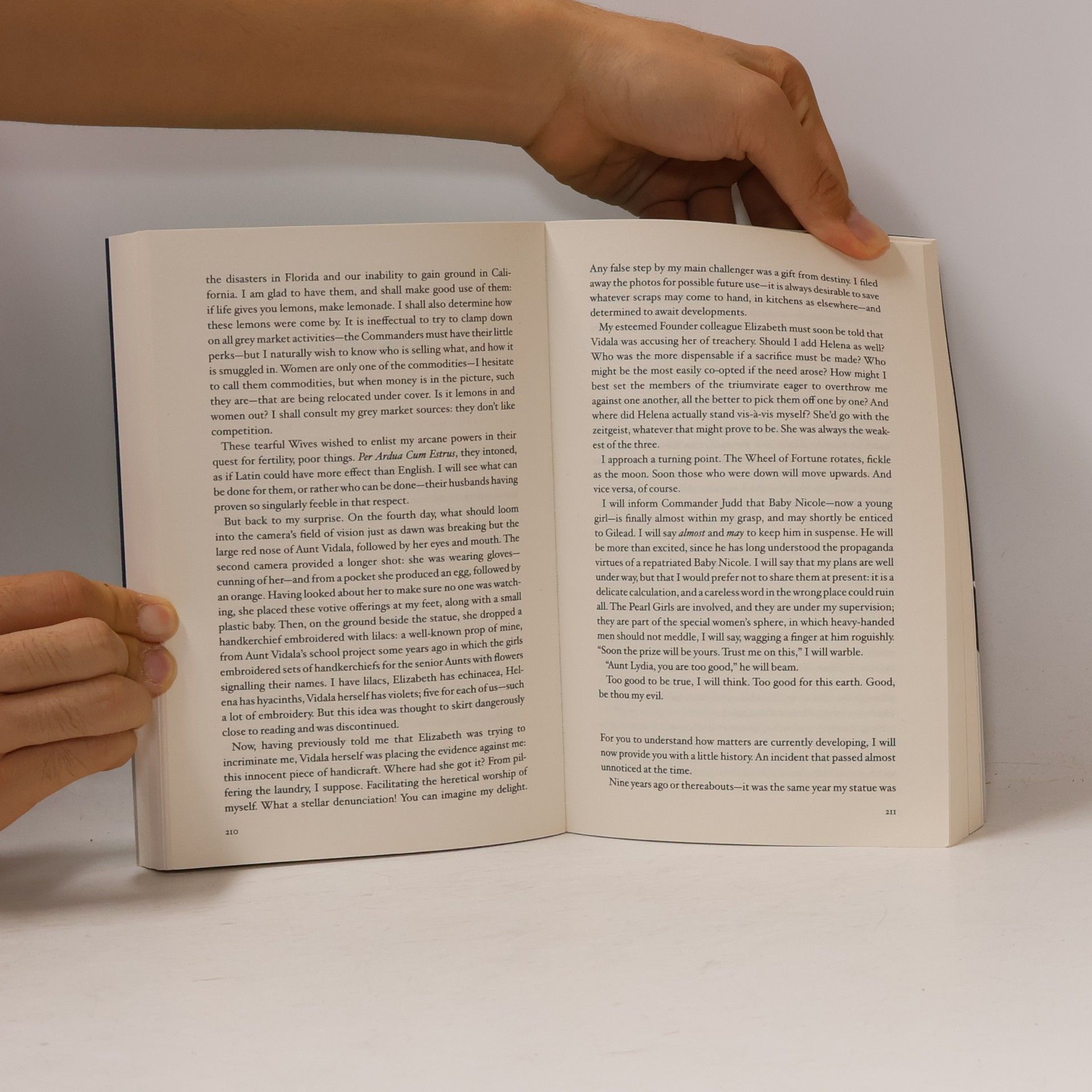 Margaret Atwood The Testaments