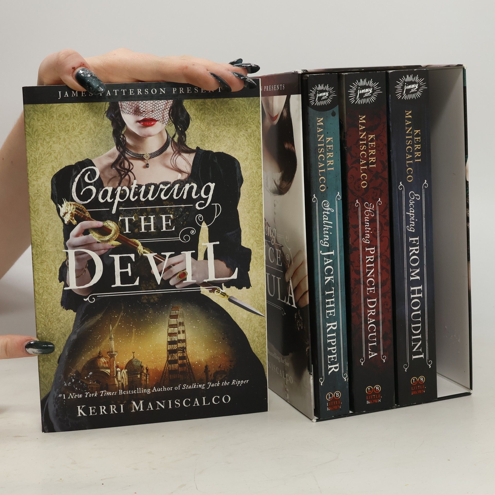 Kerri Maniscalco Stalking Jack the Ripper Paperback Set