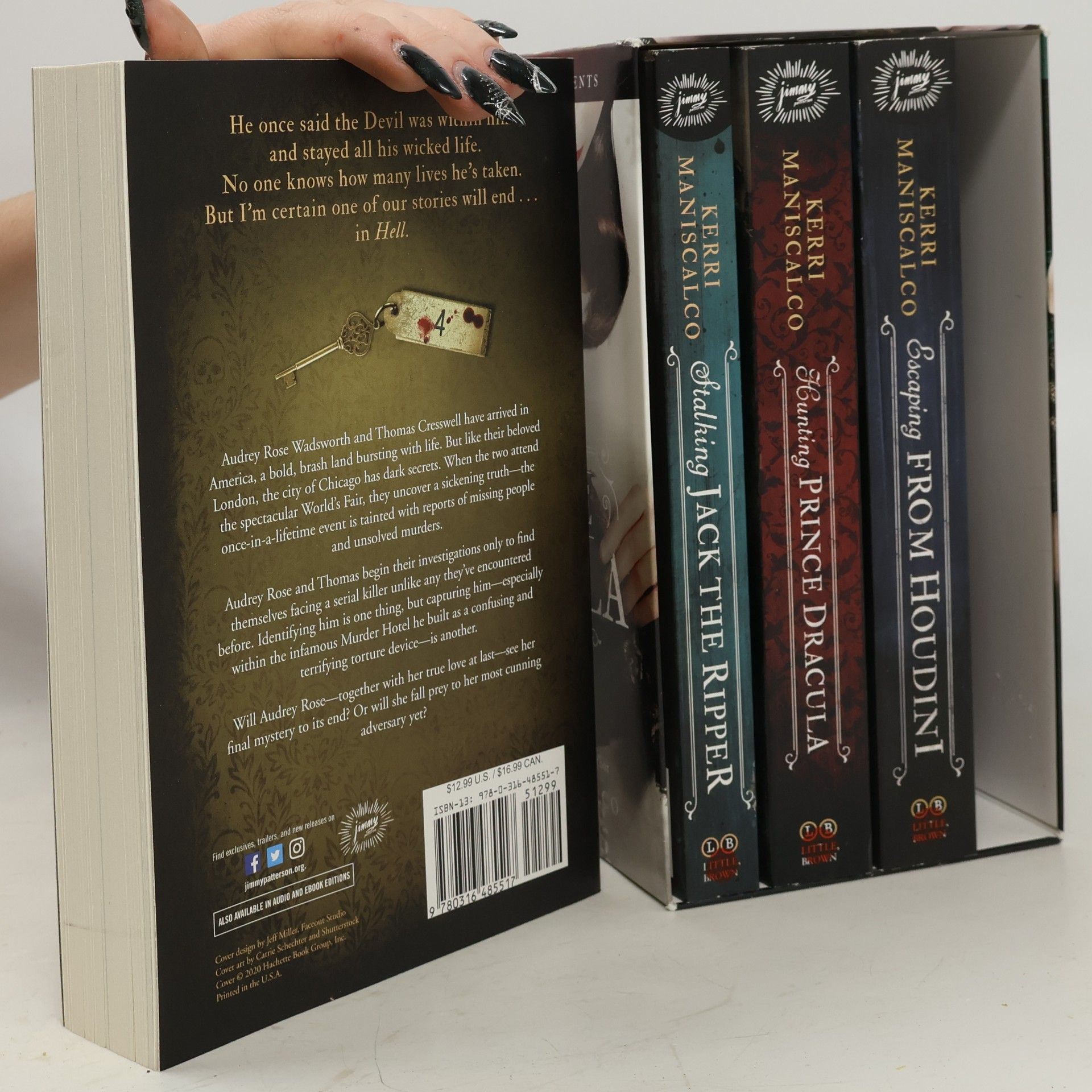 Kerri Maniscalco Stalking Jack the Ripper Paperback Set