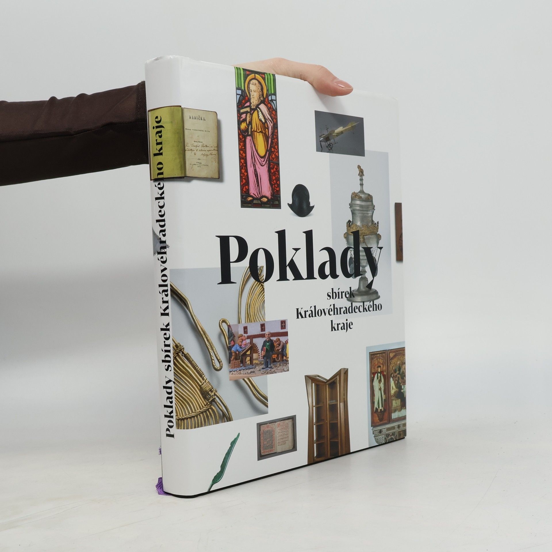 kolektiv Poklady sbírek Královéhradeckého kraje