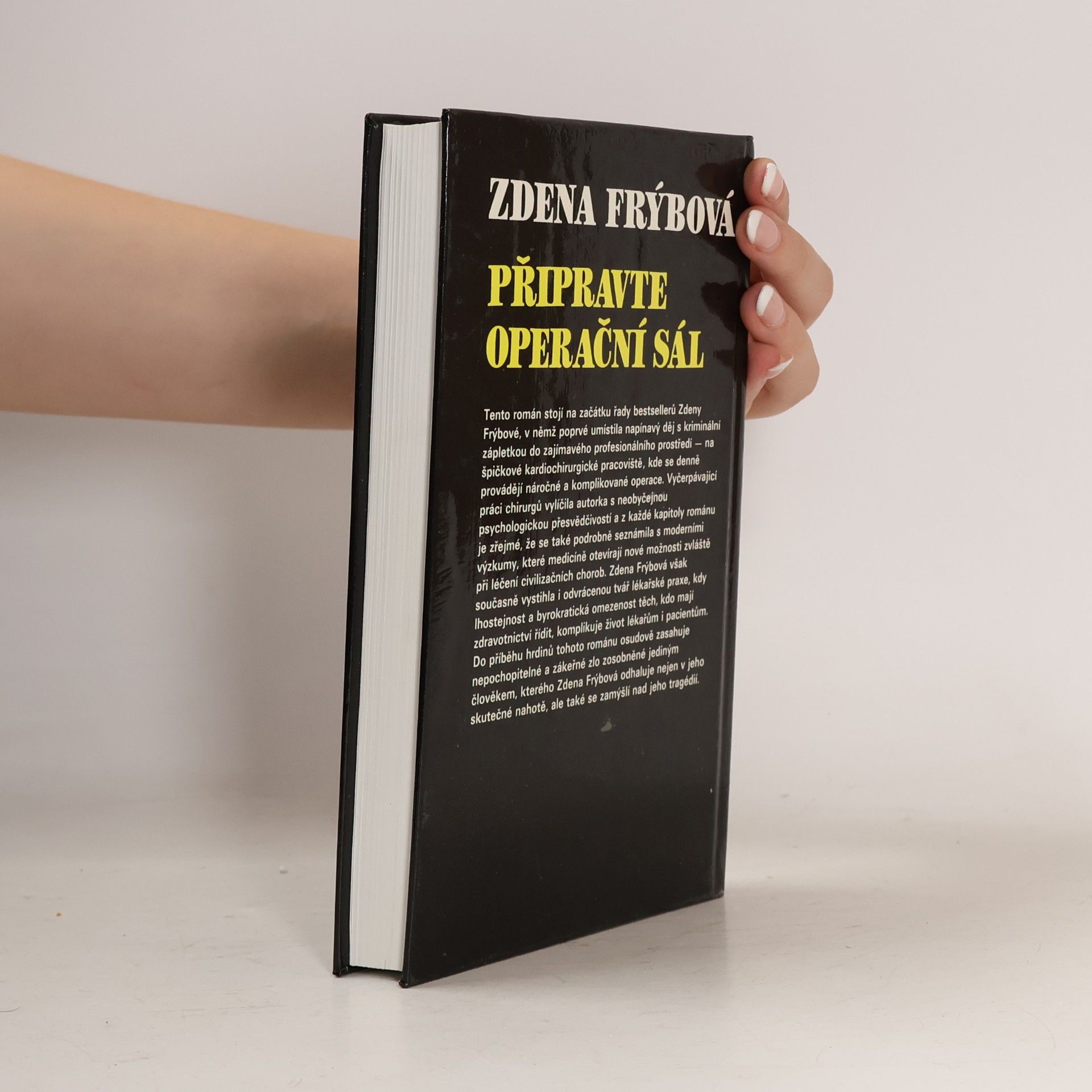 Zdena Frýbová Připravte operační sál
