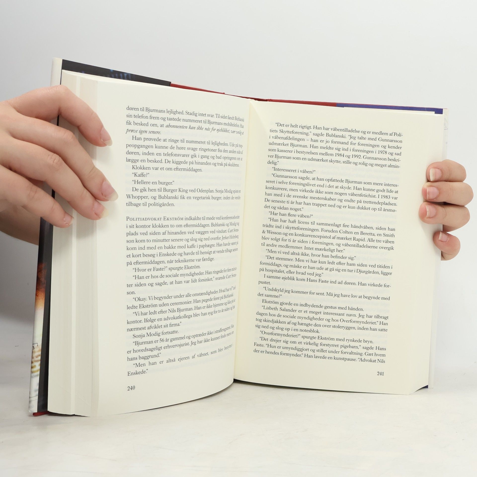Stieg Larsson Pigen der legede med ilden