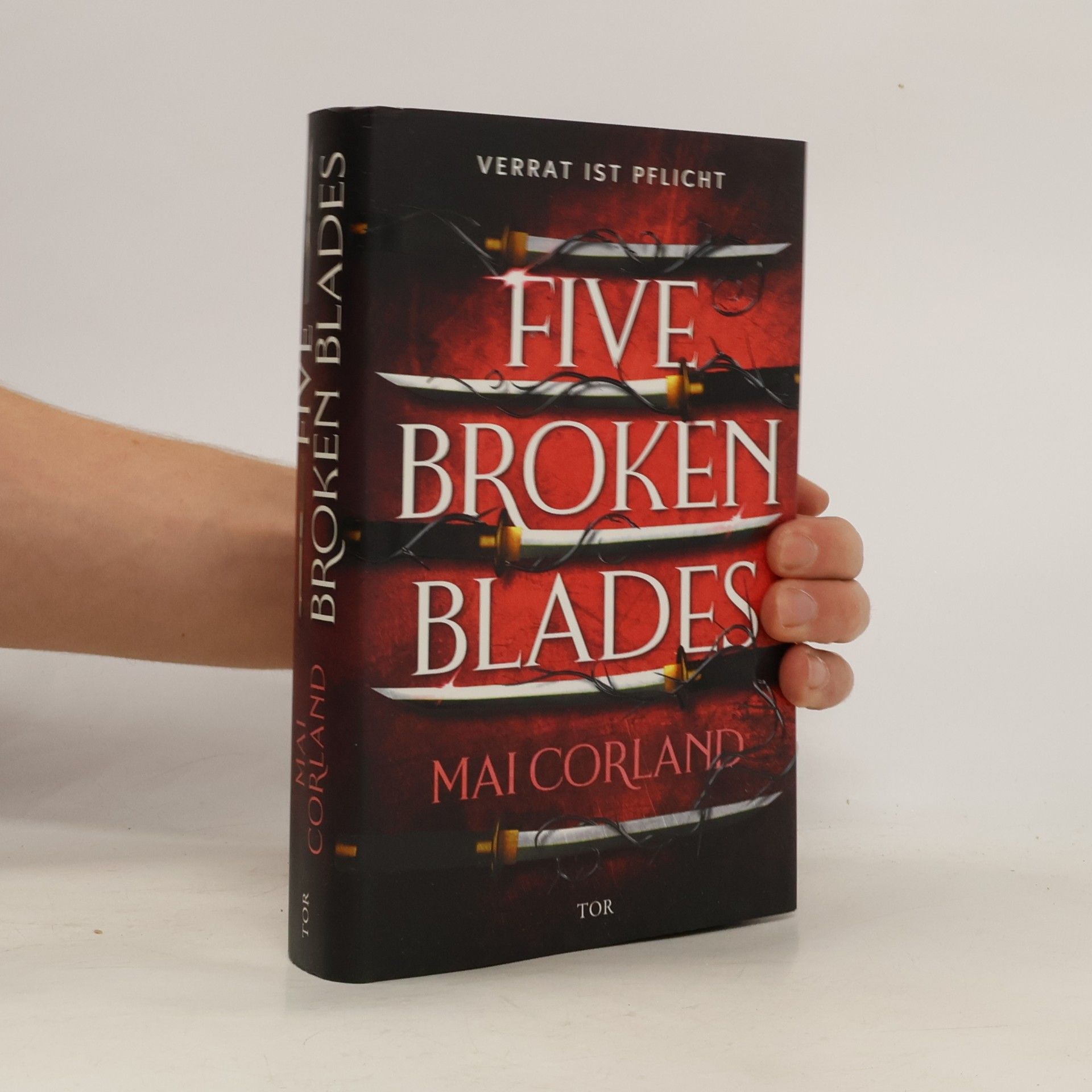 Mai Corland Five Broken Blades