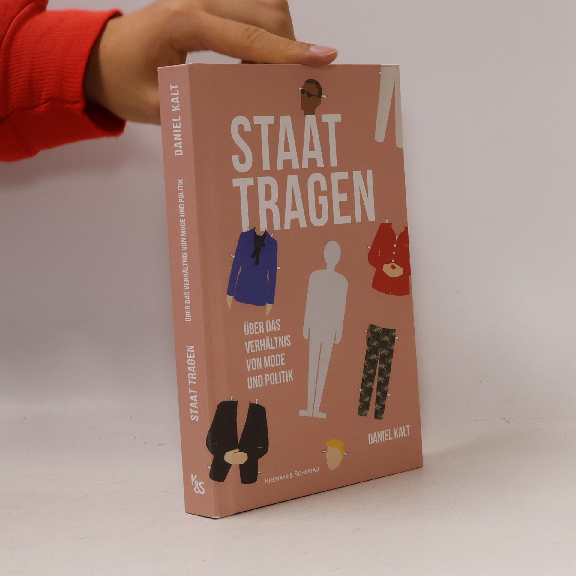 Daniel Kalt Staat tragen