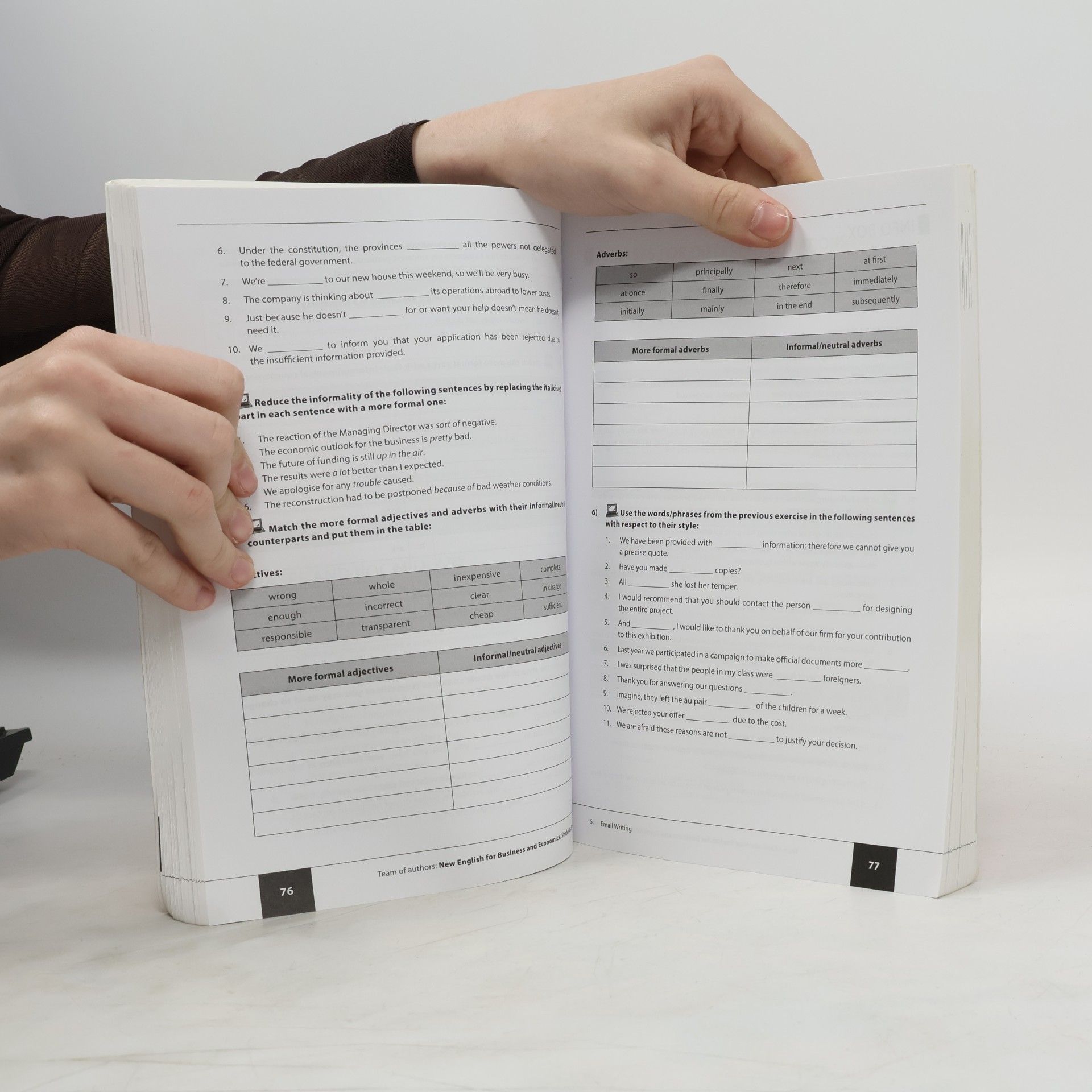 Autorenkollektiv New English for business and economics: Student's book