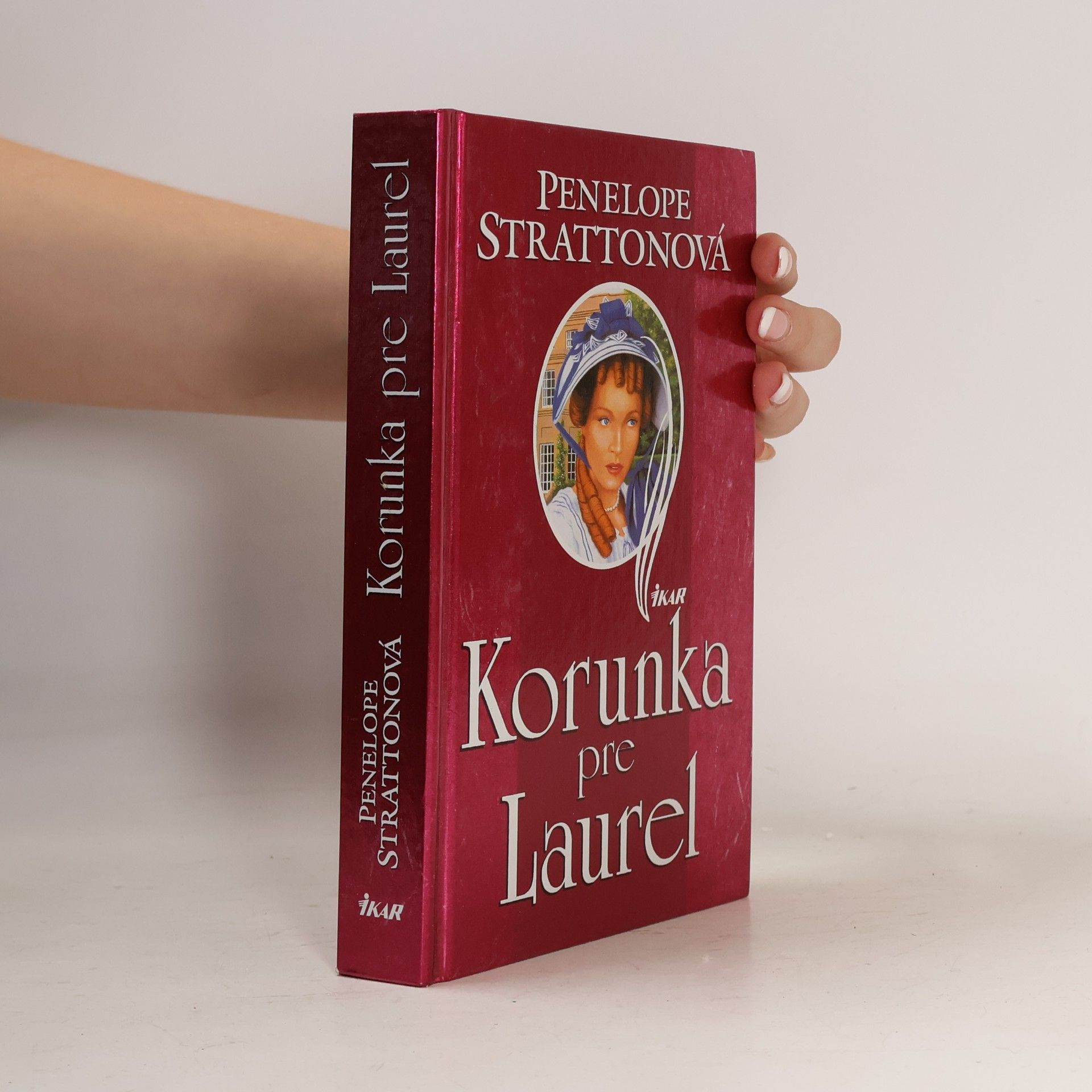 Penelope Stratton Korunka pre Laurel
