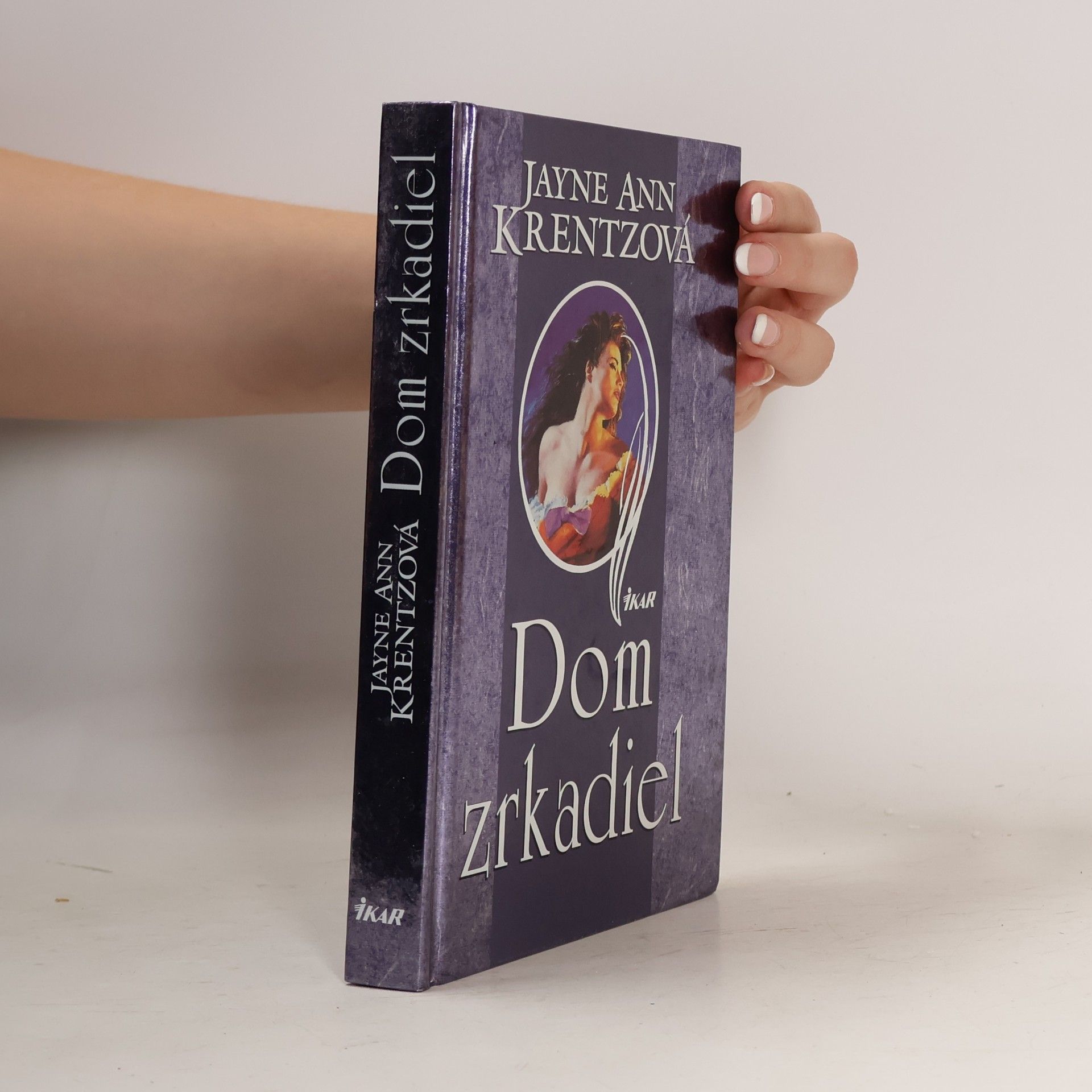 Dom zrkadiel
