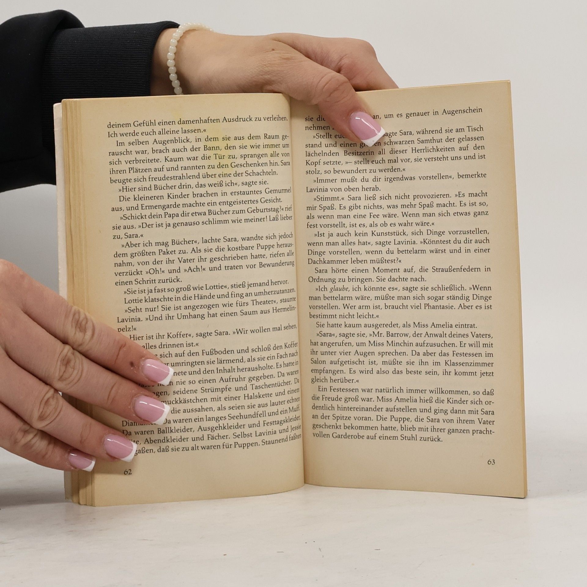 Frances Hodgson Burnett Sara, die kleine Prinzessin