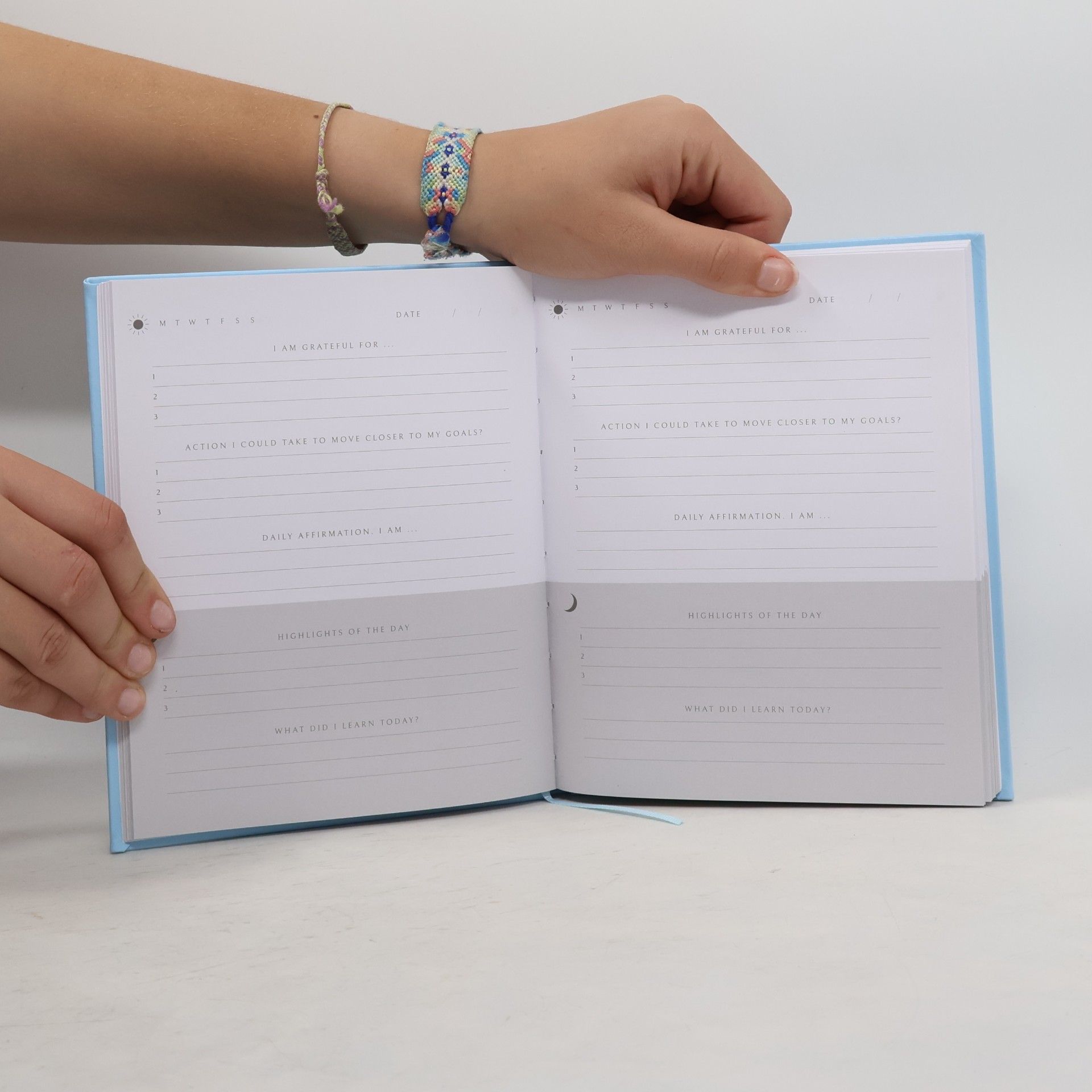 kolektiv The Five Minute Journal