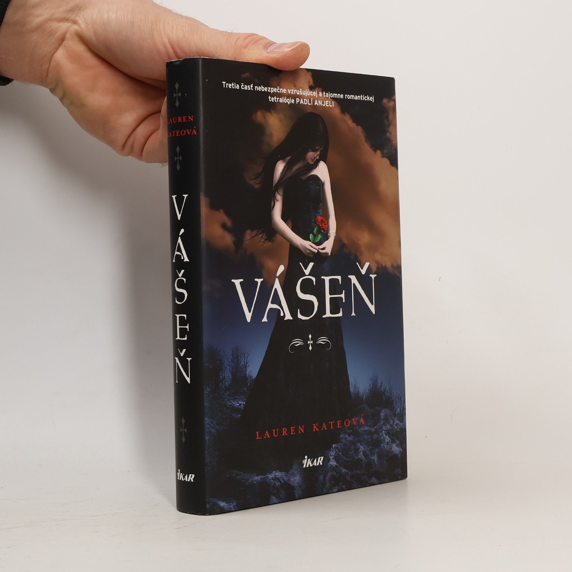 Lauren Kate Vášeň