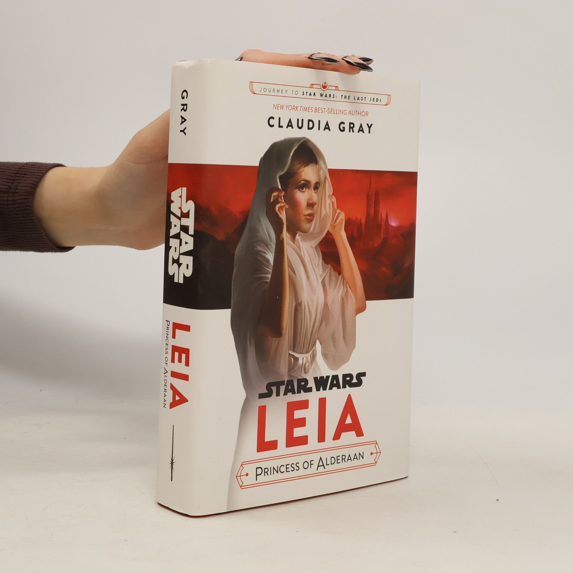 JOURNEY TO STAR WARS THE LAST JEDI LEIA