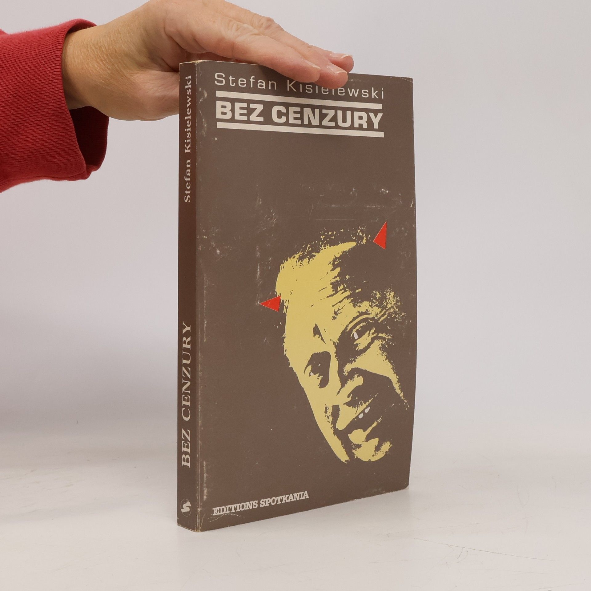 Bez cenzury