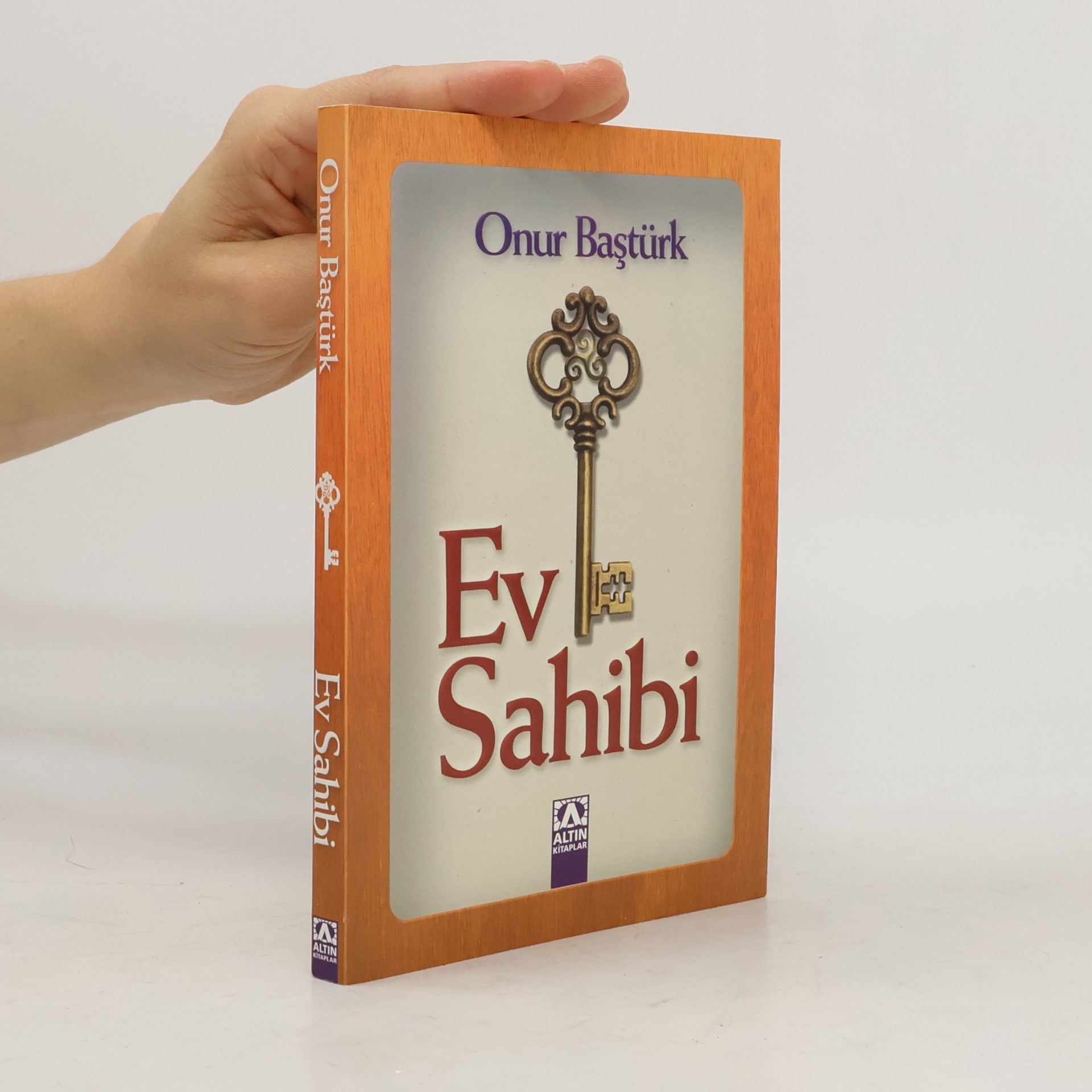 Onur Baştürk Ev Sahibi