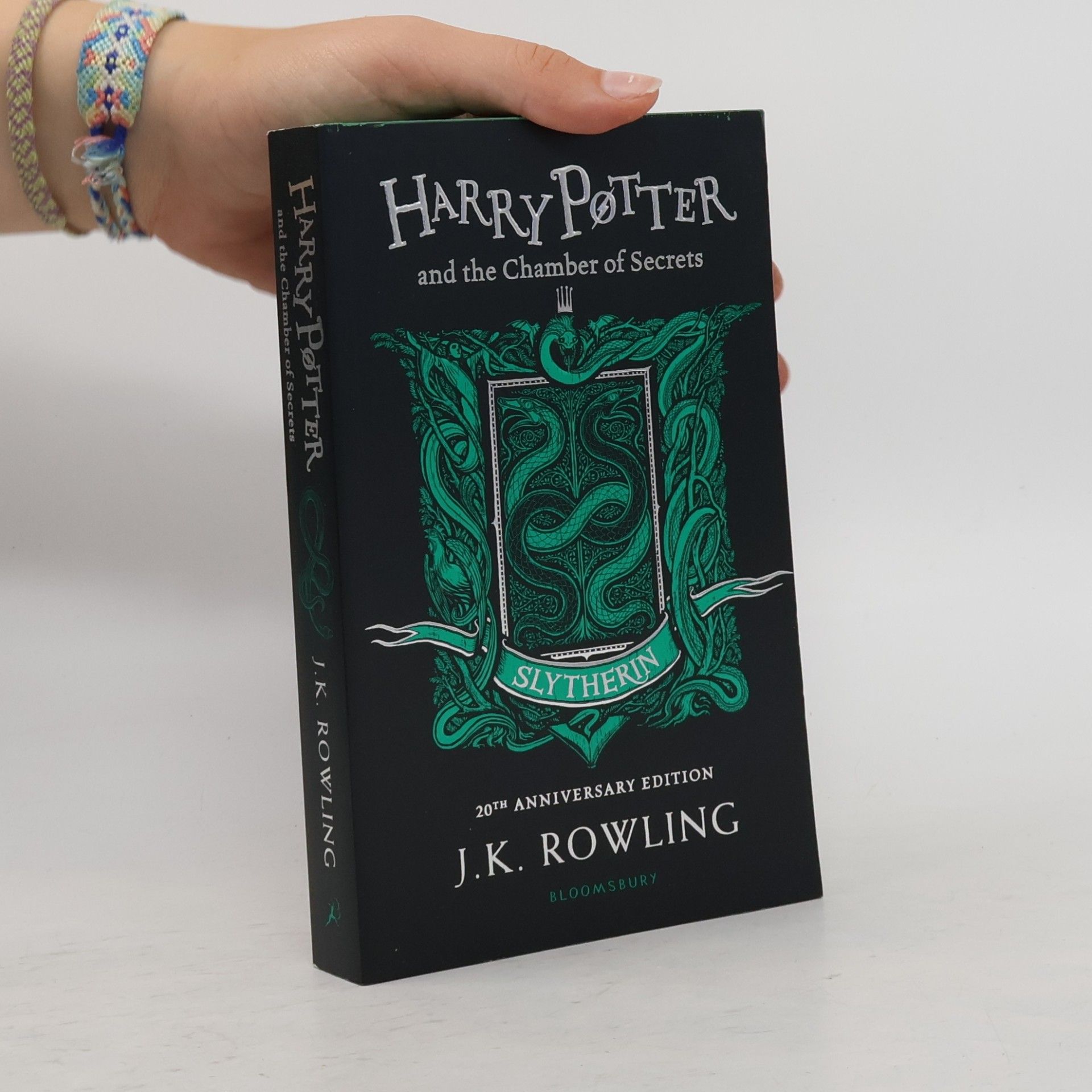 Joanne K. Rowling Harry Potter and the chamber of secrets