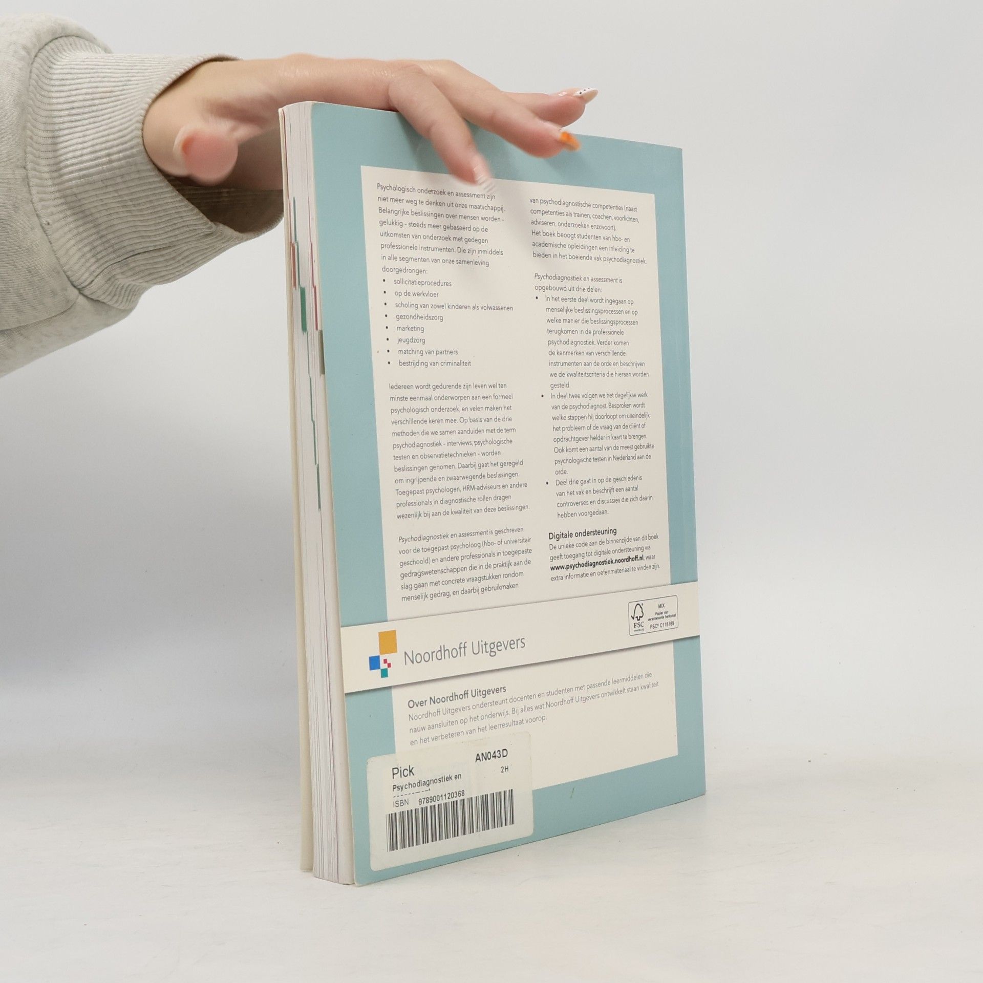 Henk C.M. Verhoeven Vast Boek: de praktijk van psychologische testen, interviews en observatiemethoden (Psychodiagnostiek en assessment: de praktijk van psychologische testen, interviews en observatiemethoden)