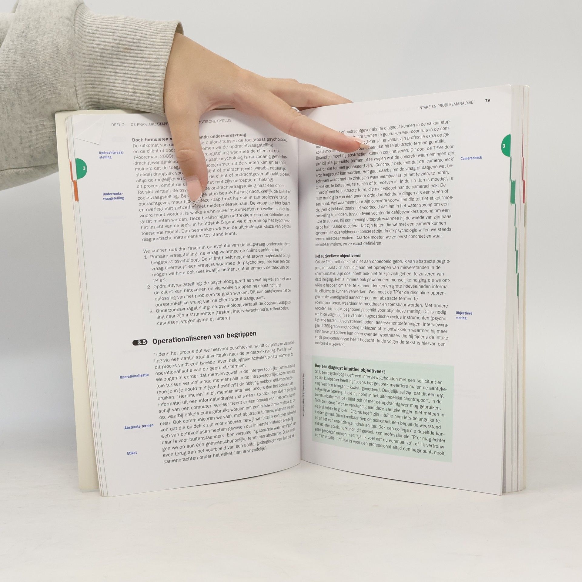 Henk C.M. Verhoeven Vast Boek: de praktijk van psychologische testen, interviews en observatiemethoden (Psychodiagnostiek en assessment: de praktijk van psychologische testen, interviews en observatiemethoden)