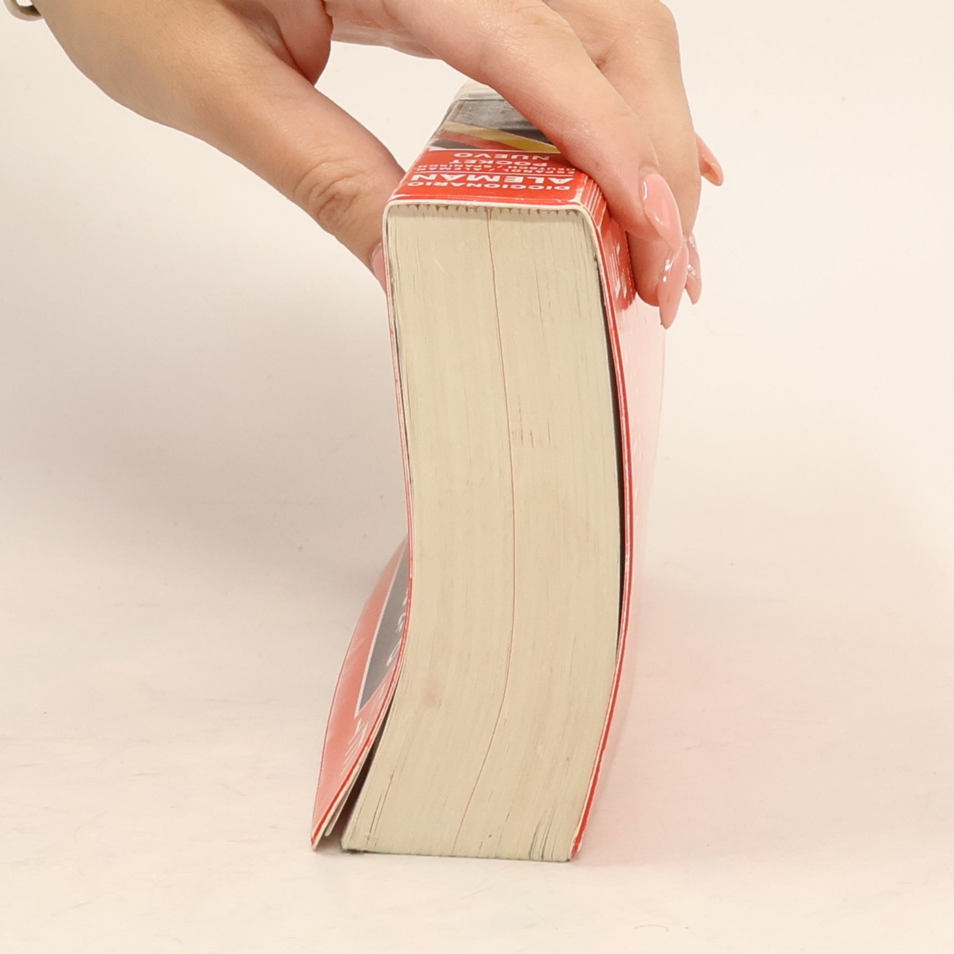 Larousse Pocket Diccionario Nuevo