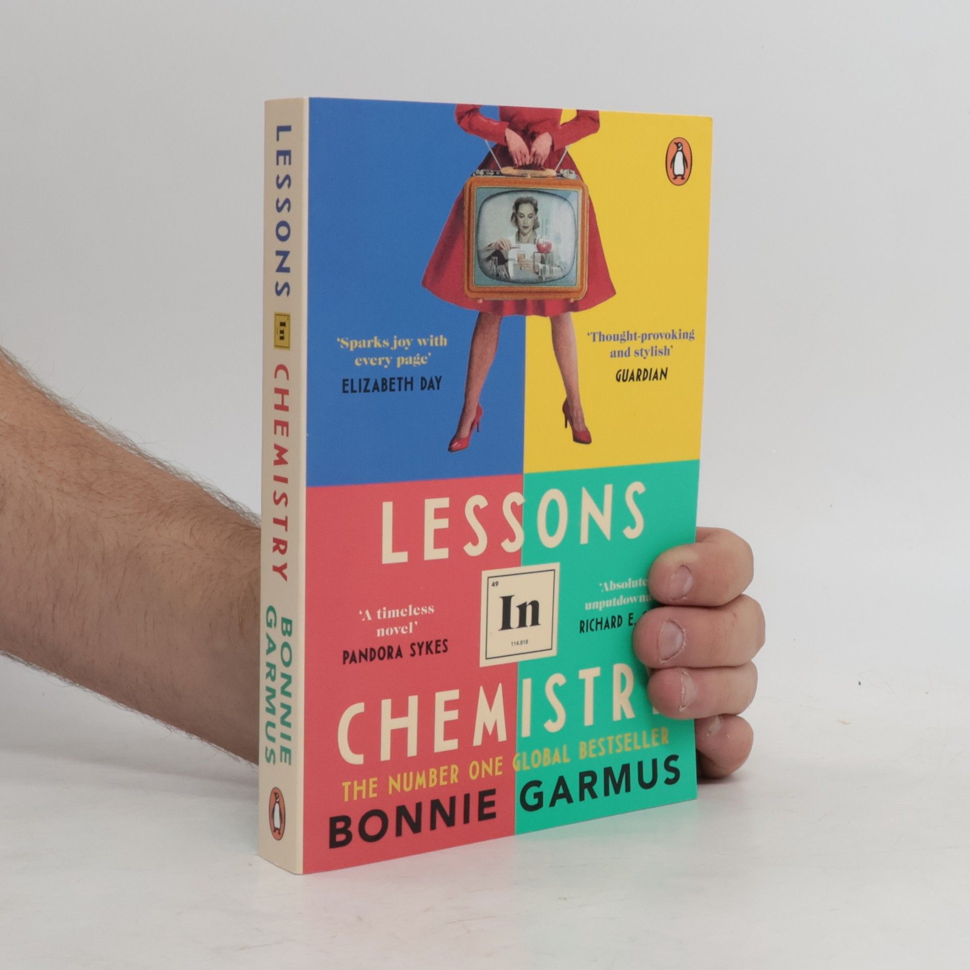 Bonnie Garmus Lessons In Chemistry