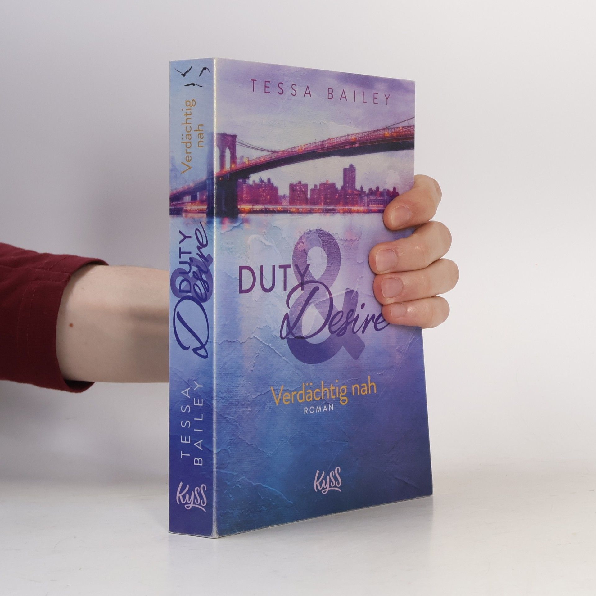 Duty & Desire. Verdächtig nah