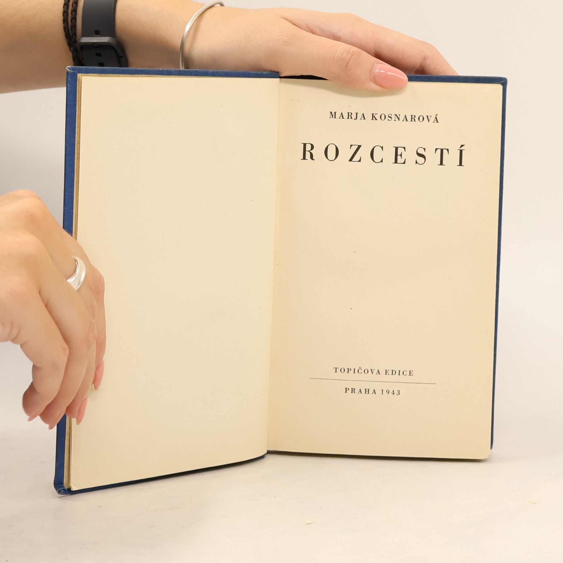 Marja Kosnarová Rozcestí