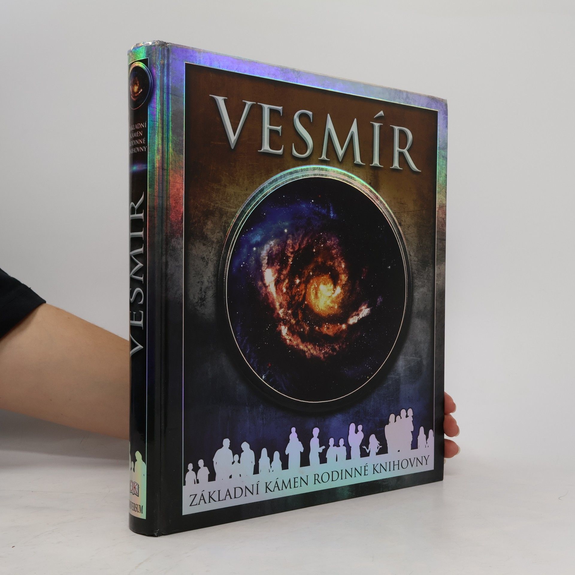 Martin Rees Vesmír: základní kámen rodinné knihovny
