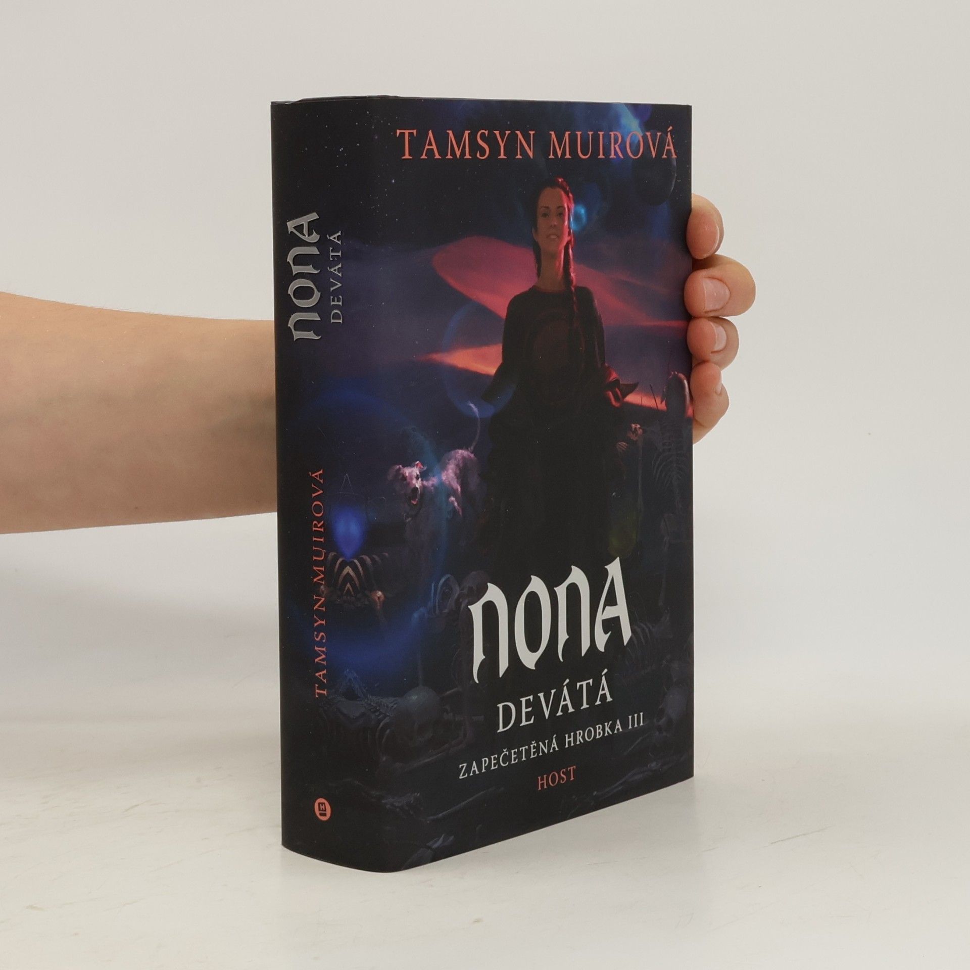 Tamsyn Muir Zapečetěná hrobka III. Nona Devátá
