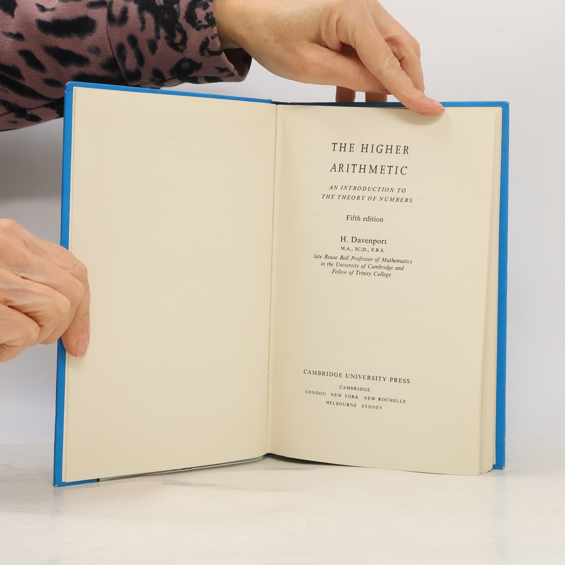 Harold Davenport The Higher Arithmetic