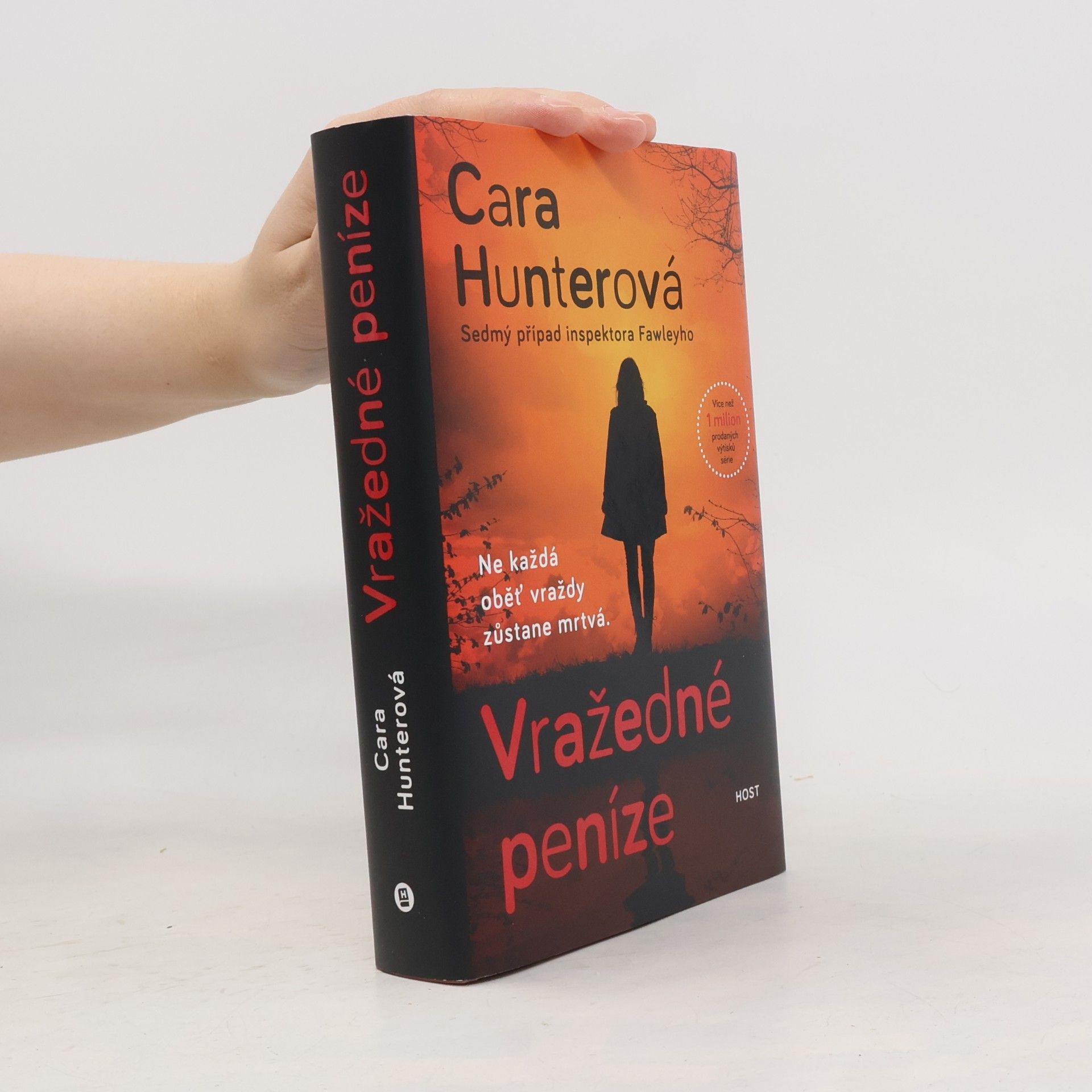 Cara Hunter Vražedné peníze