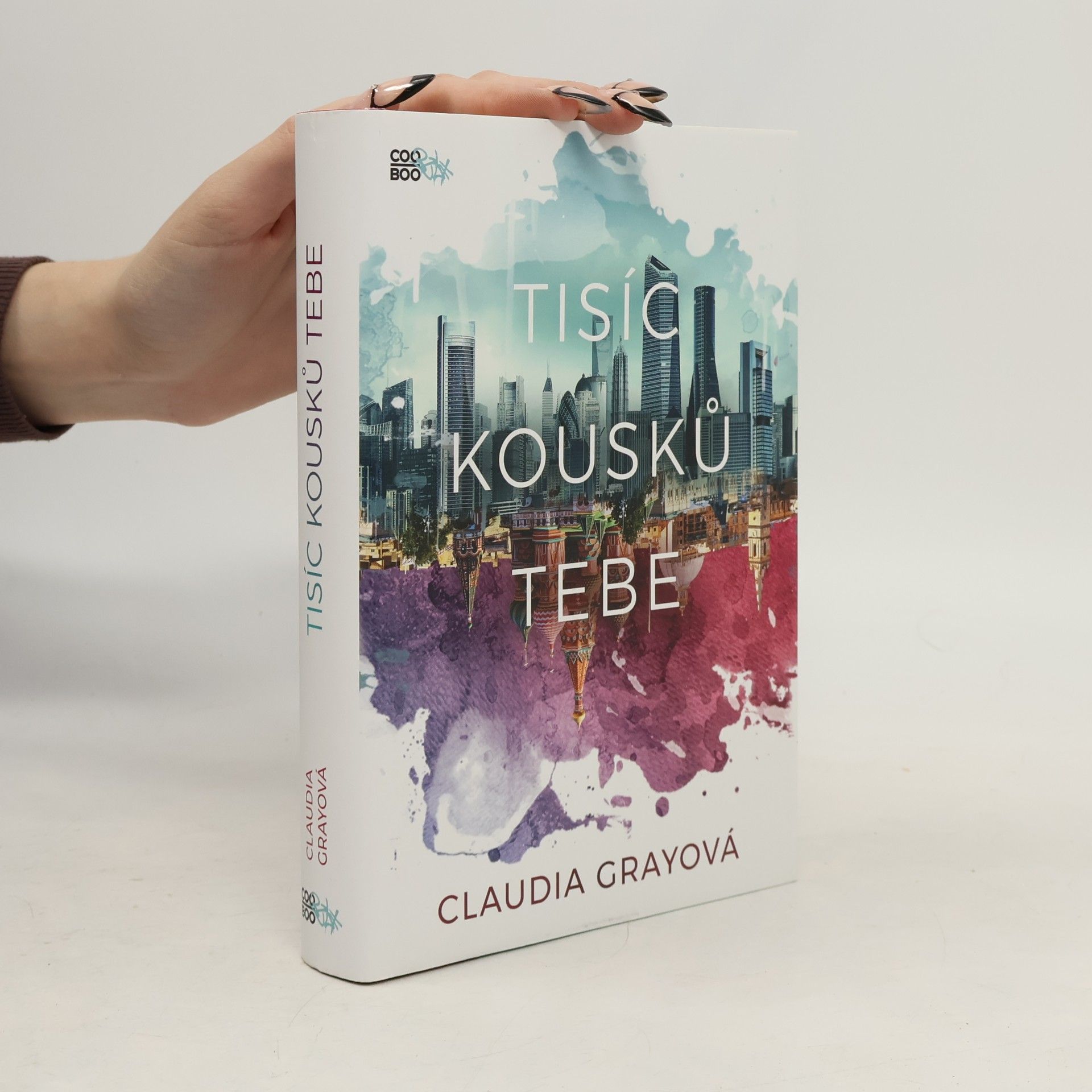 Claudia Gray Tisíc kousků tebe