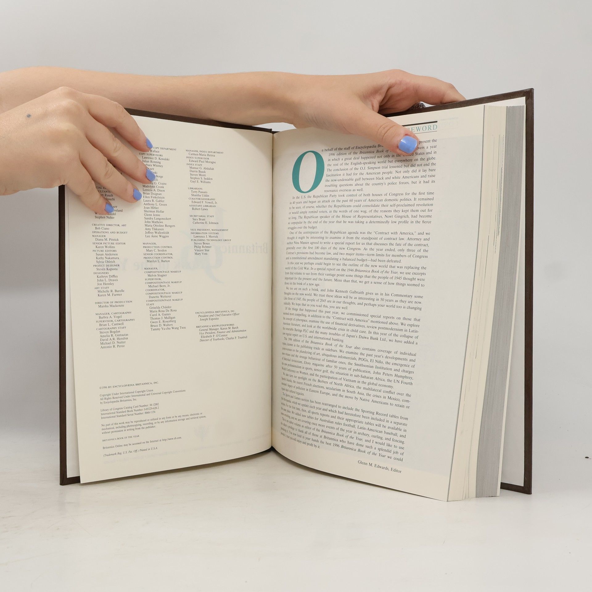 Kolektiv autorů Encyclopaedia Britannica. Book of the Year 1996. Events of 1995