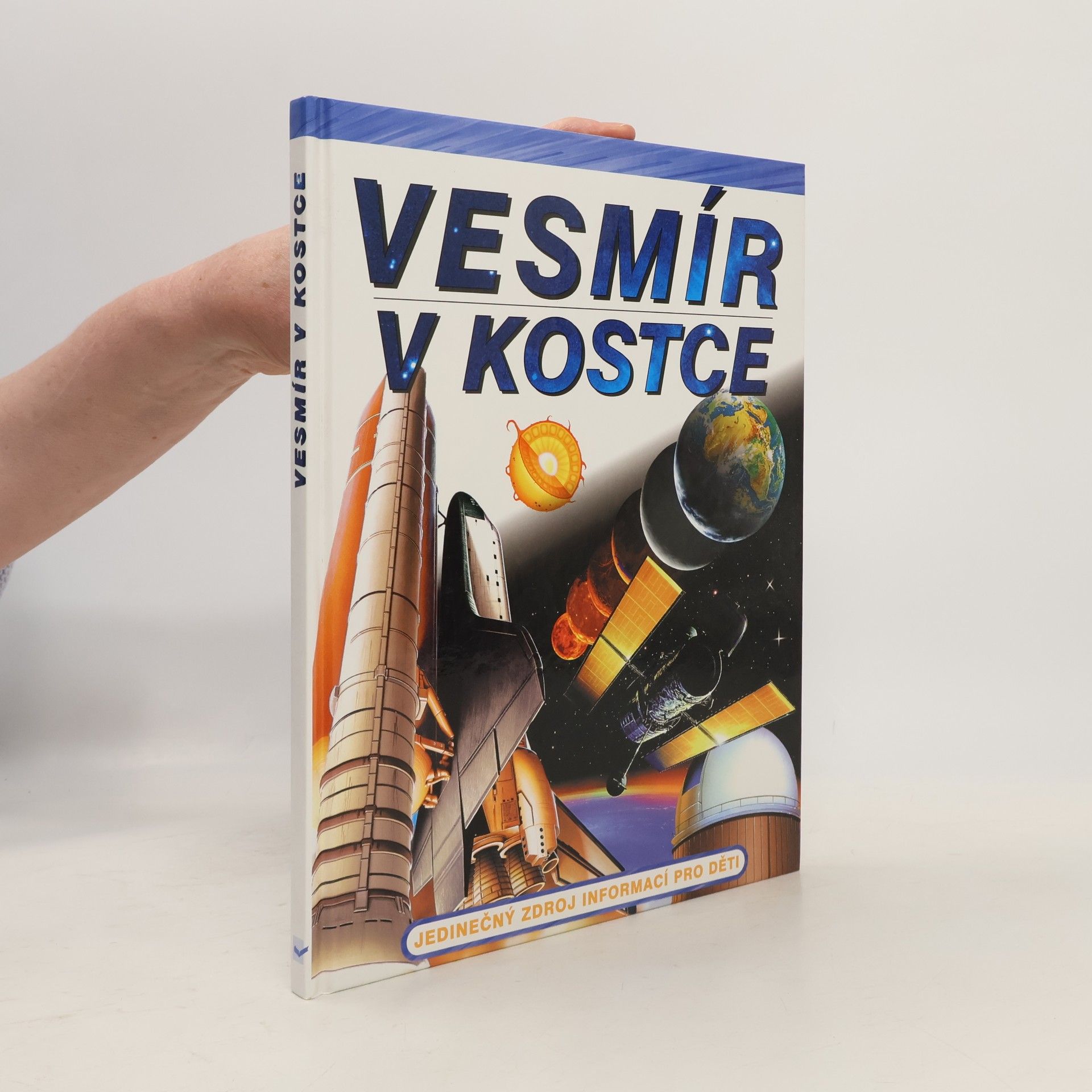 Kolektív autorov Vesmír v kostce