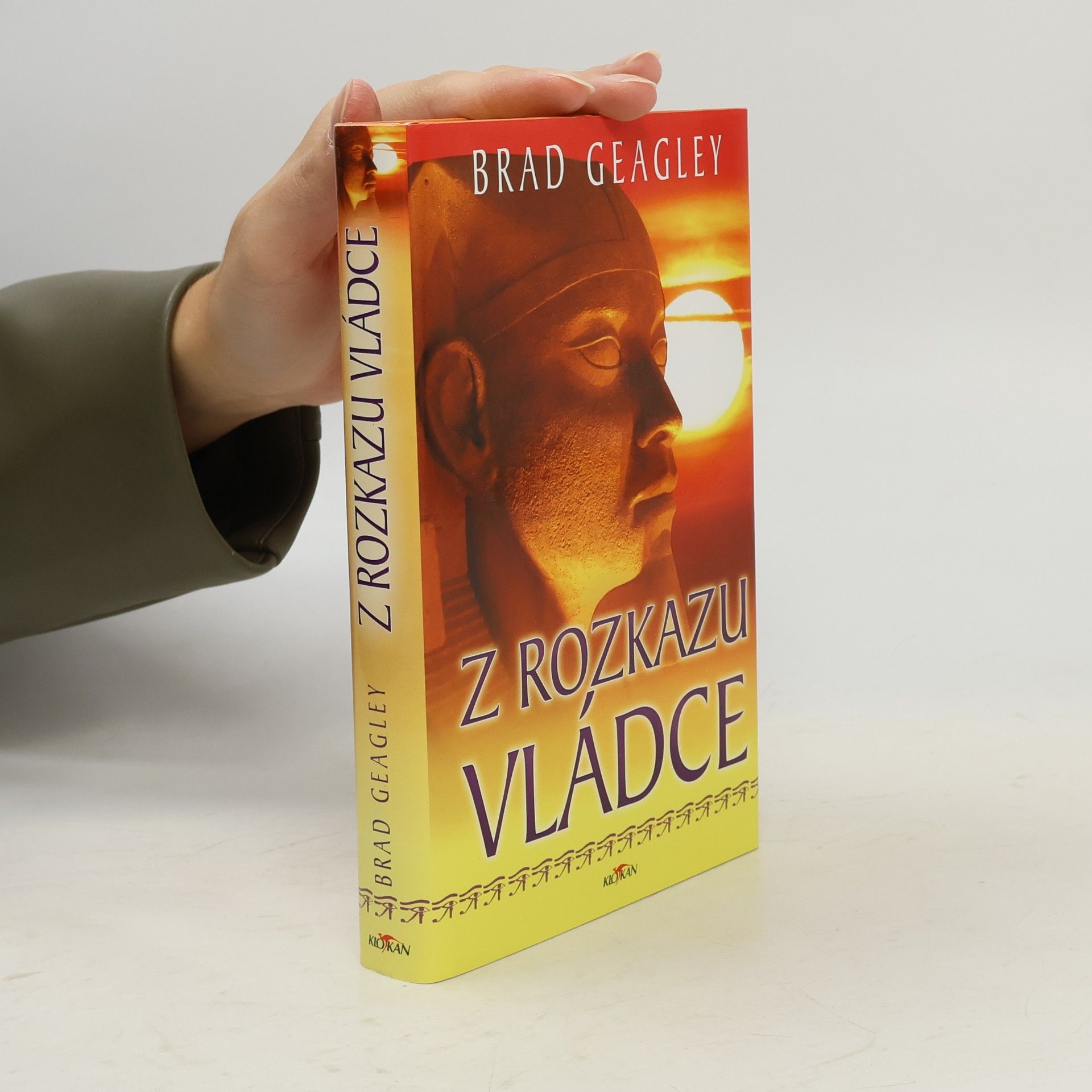 Brad Geagley Z rozkazu vládce